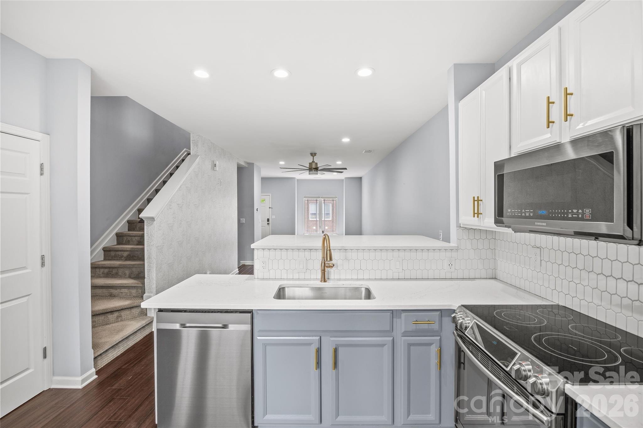 1229 Lalex Lane — Charlotte