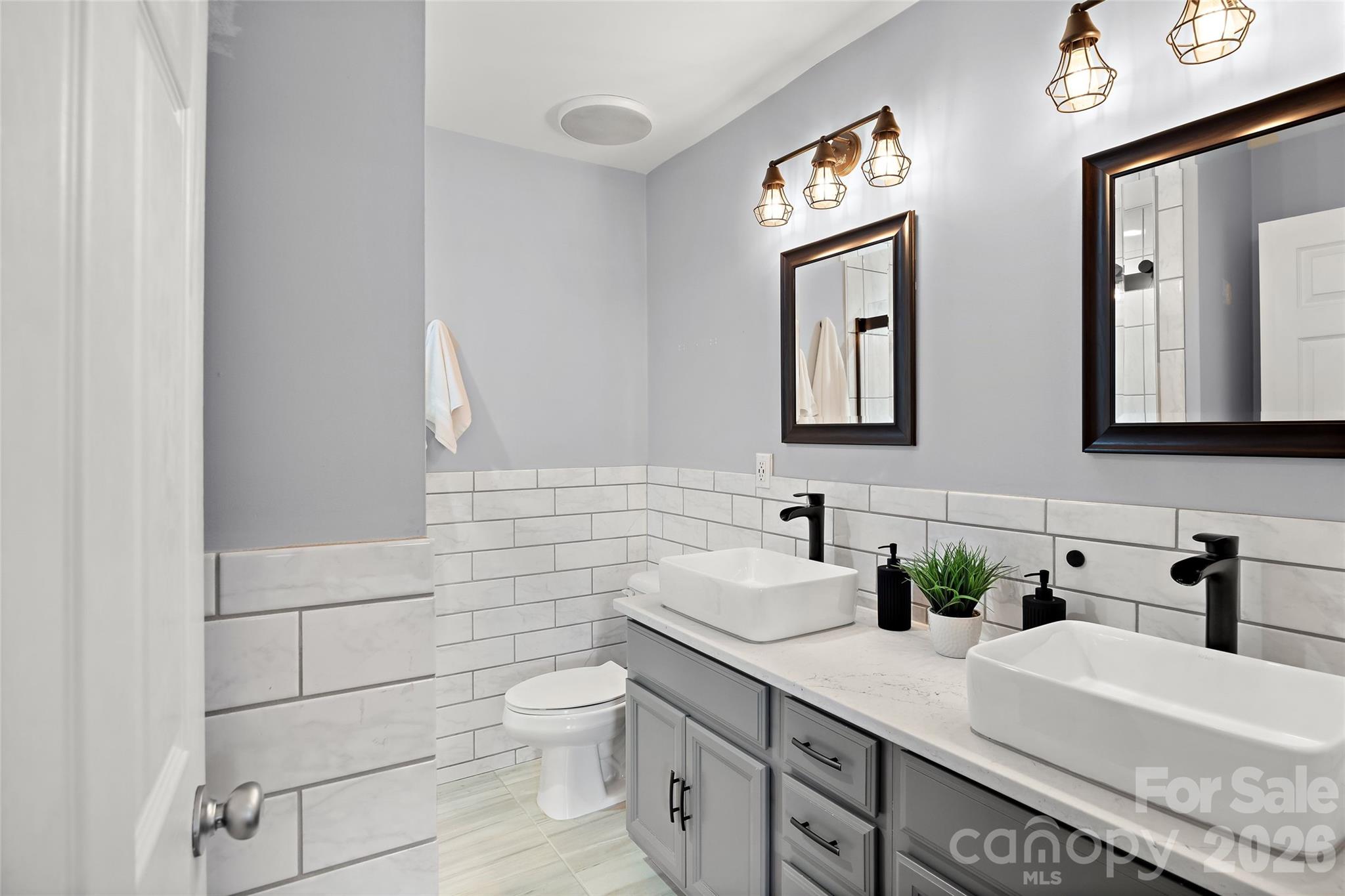 1229 Lalex Lane — Charlotte