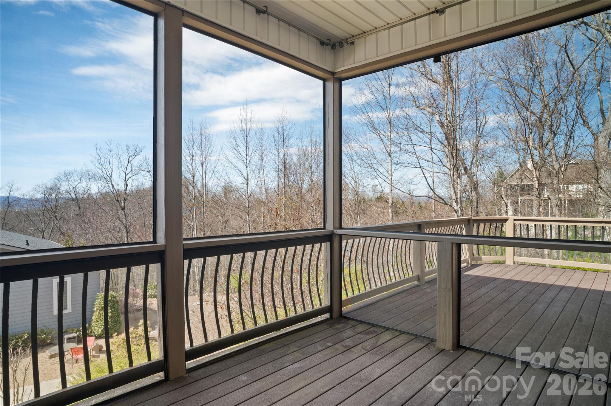 84 Deep Valley Lane — Hendersonville