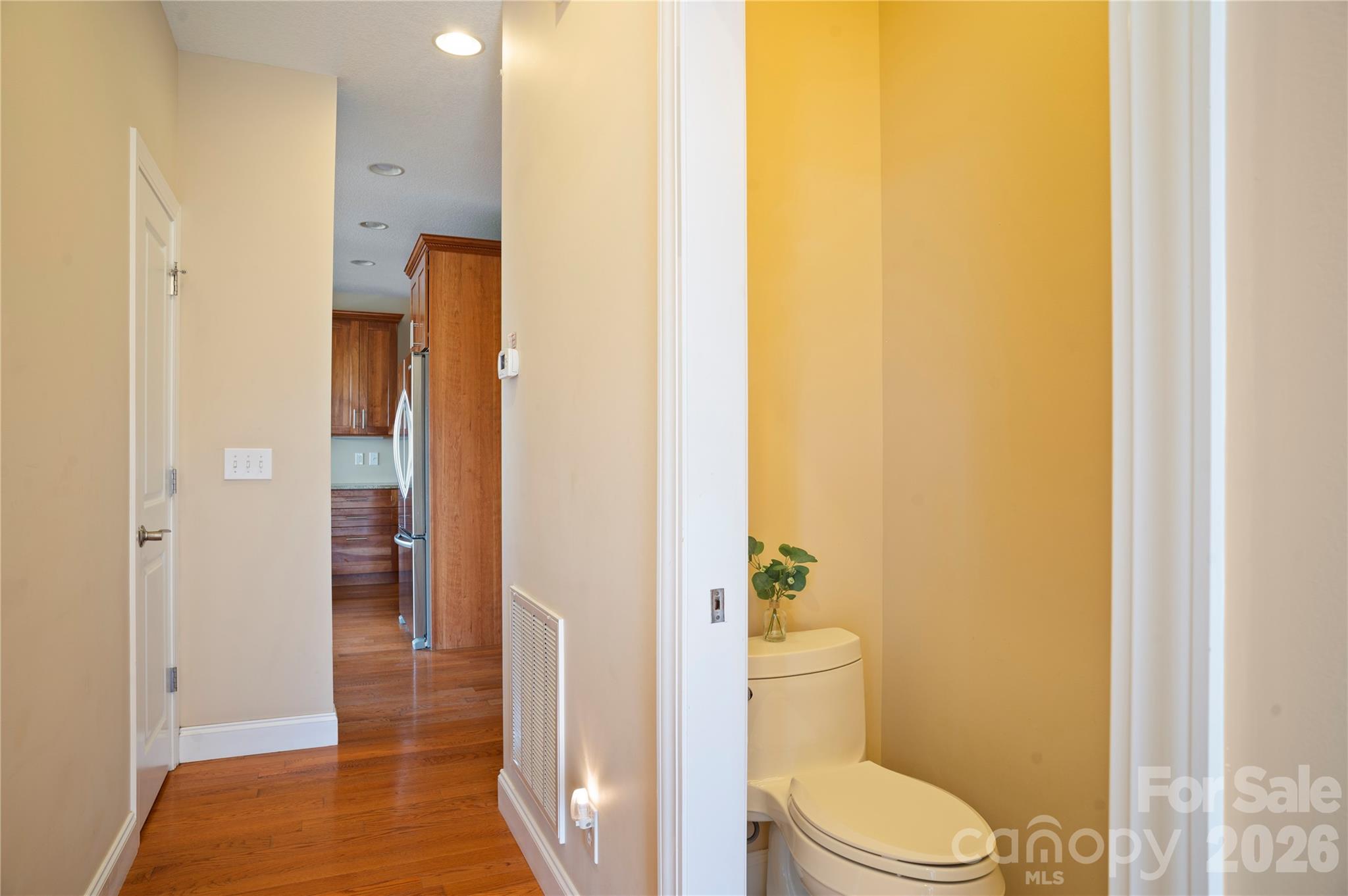 84 Deep Valley Lane — Hendersonville