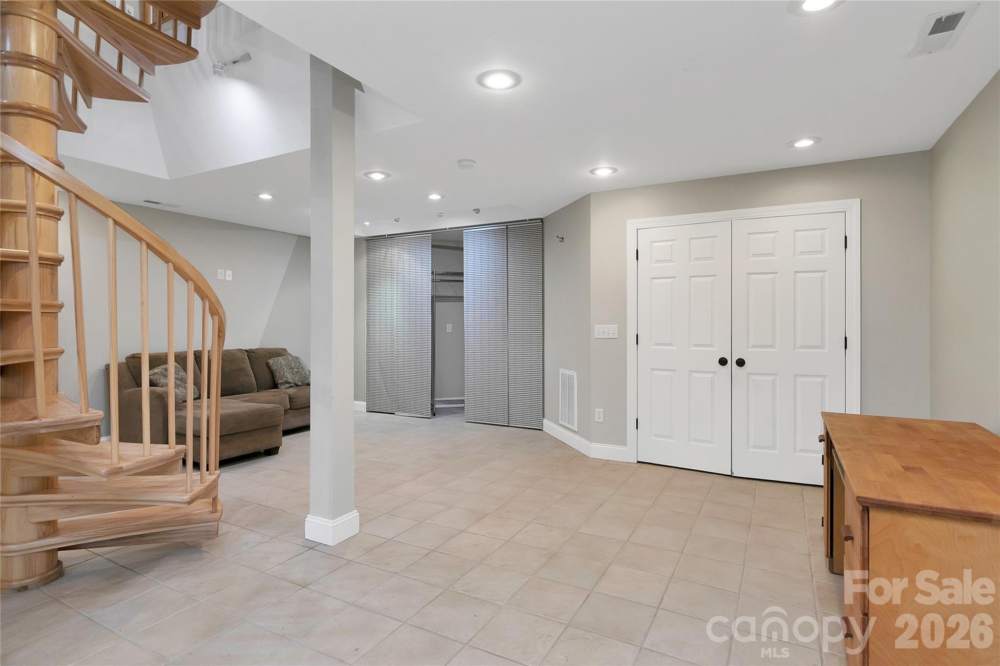 72 Memory Lane — Brevard