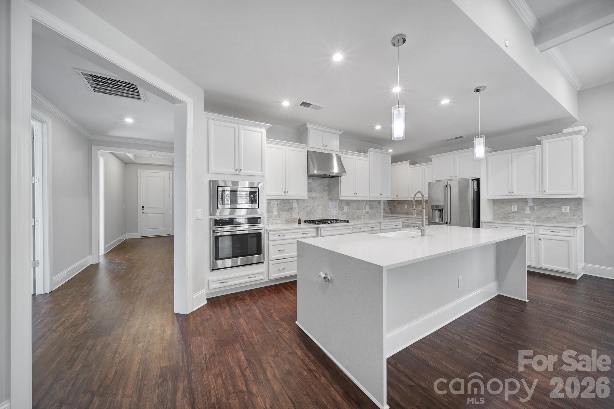 3509 Aqua Point Drive — York