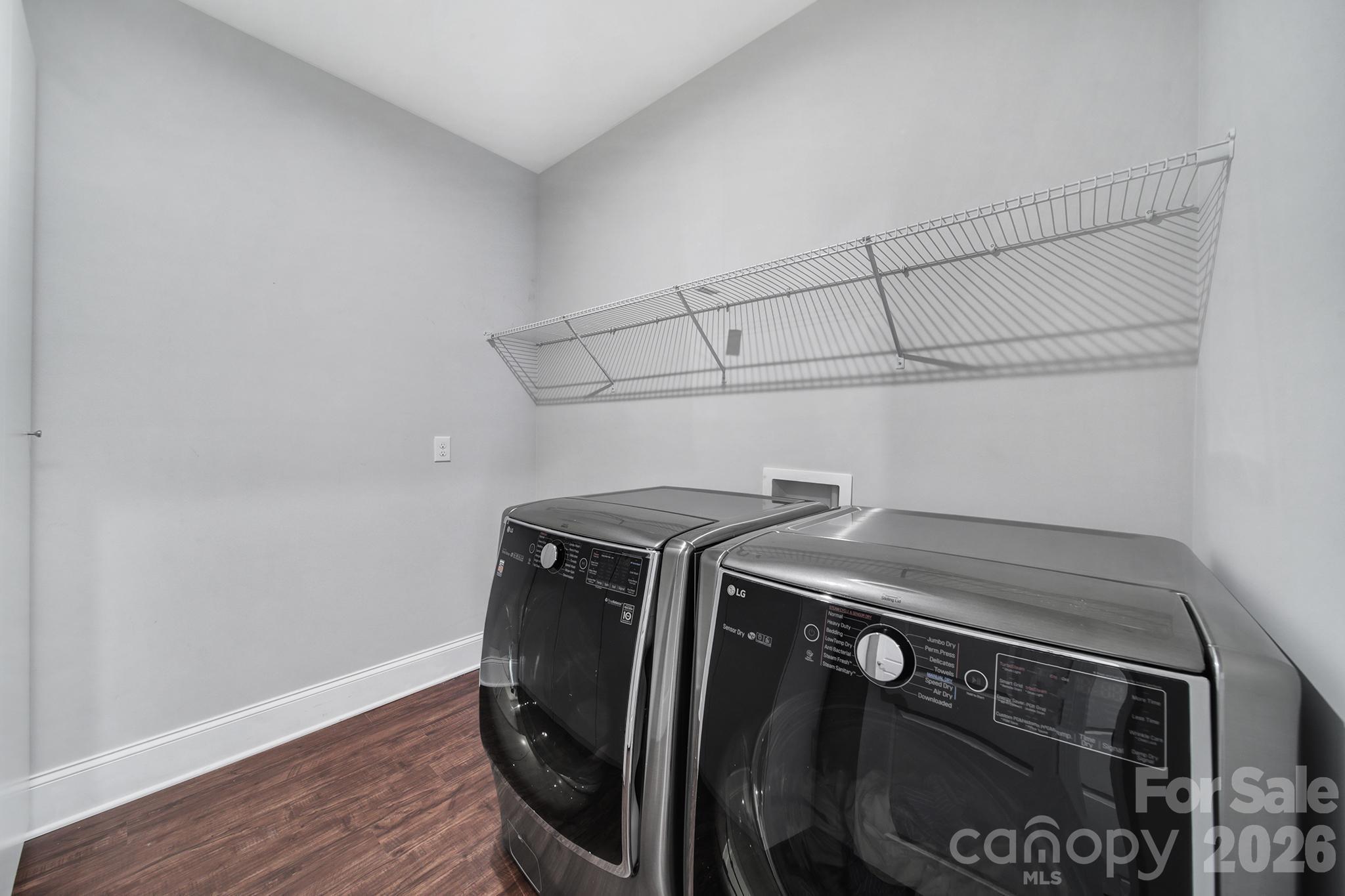 3509 Aqua Point Drive — York