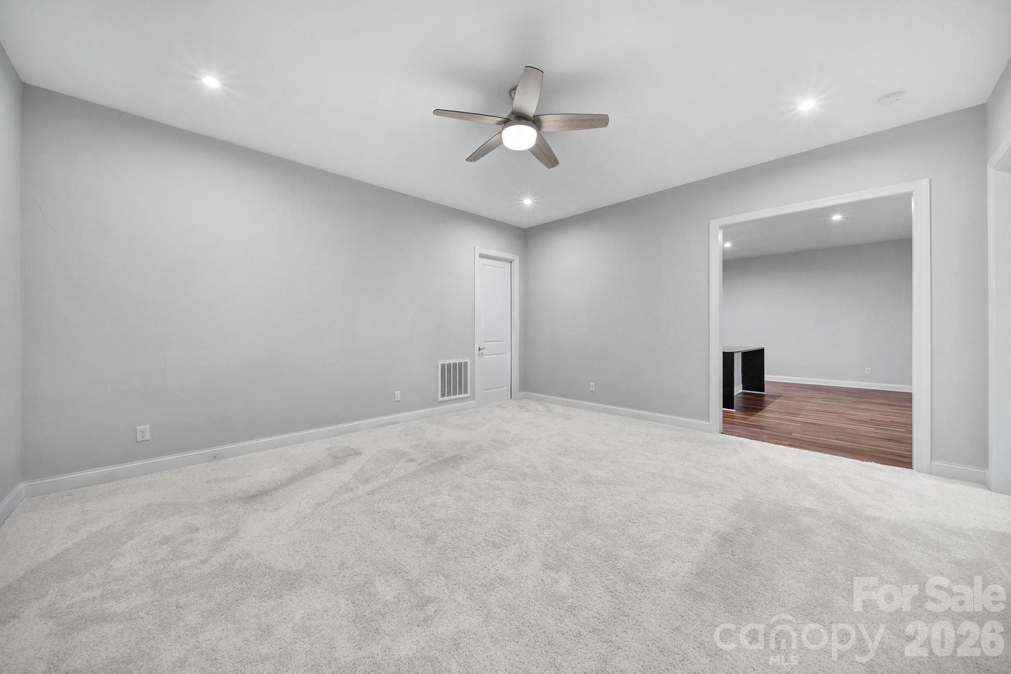 3509 Aqua Point Drive — York