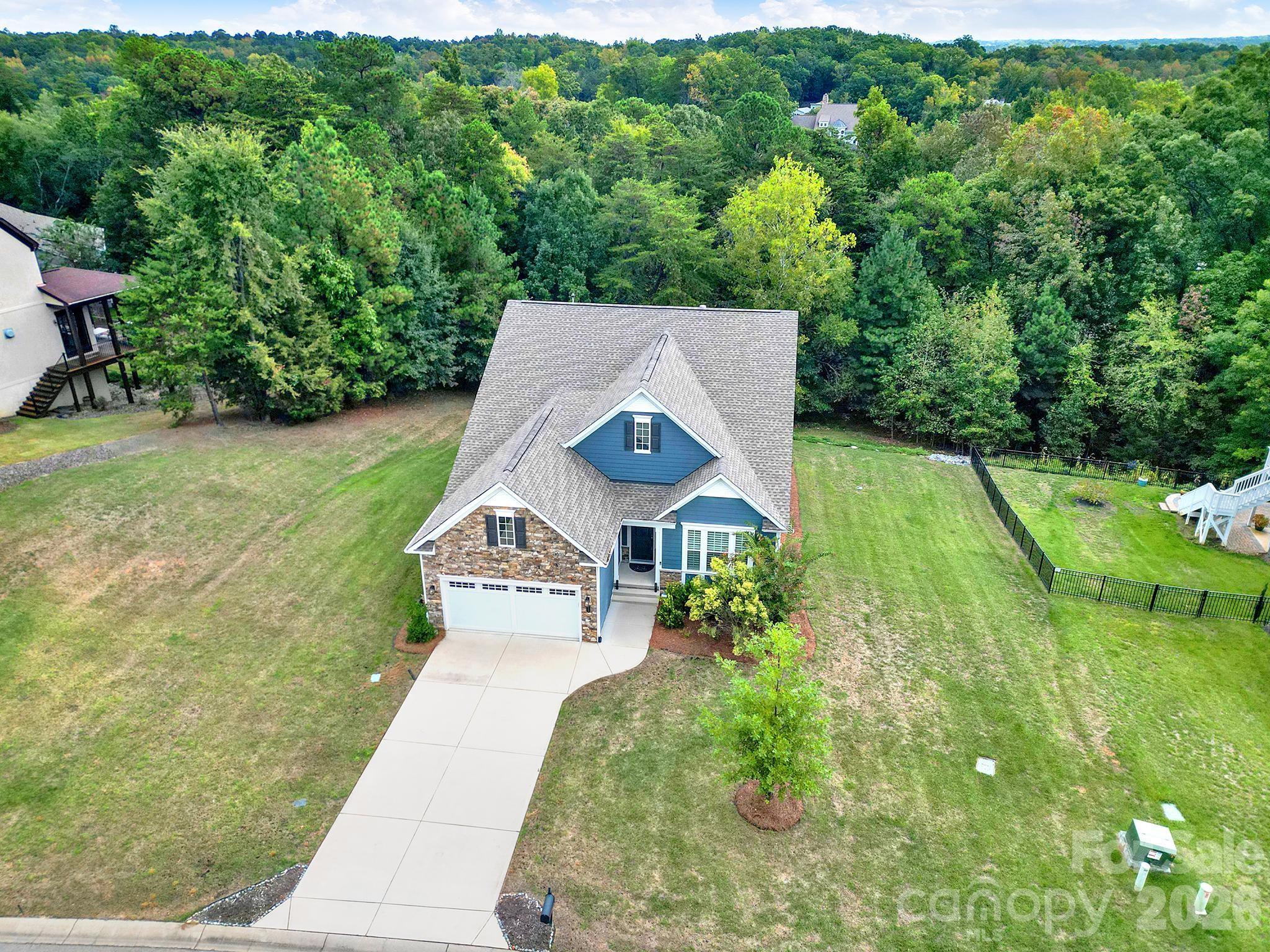 3509 Aqua Point Drive — York