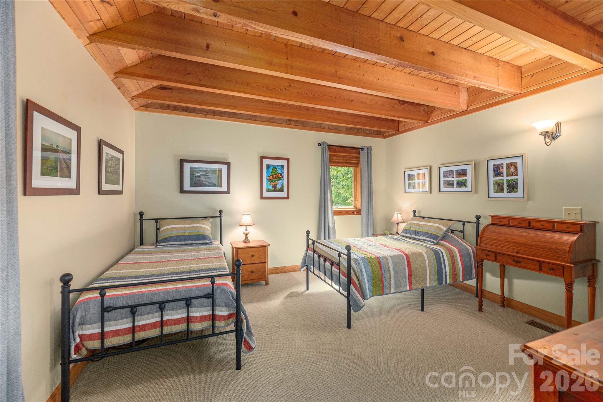 116 Ivy Road — Mills River