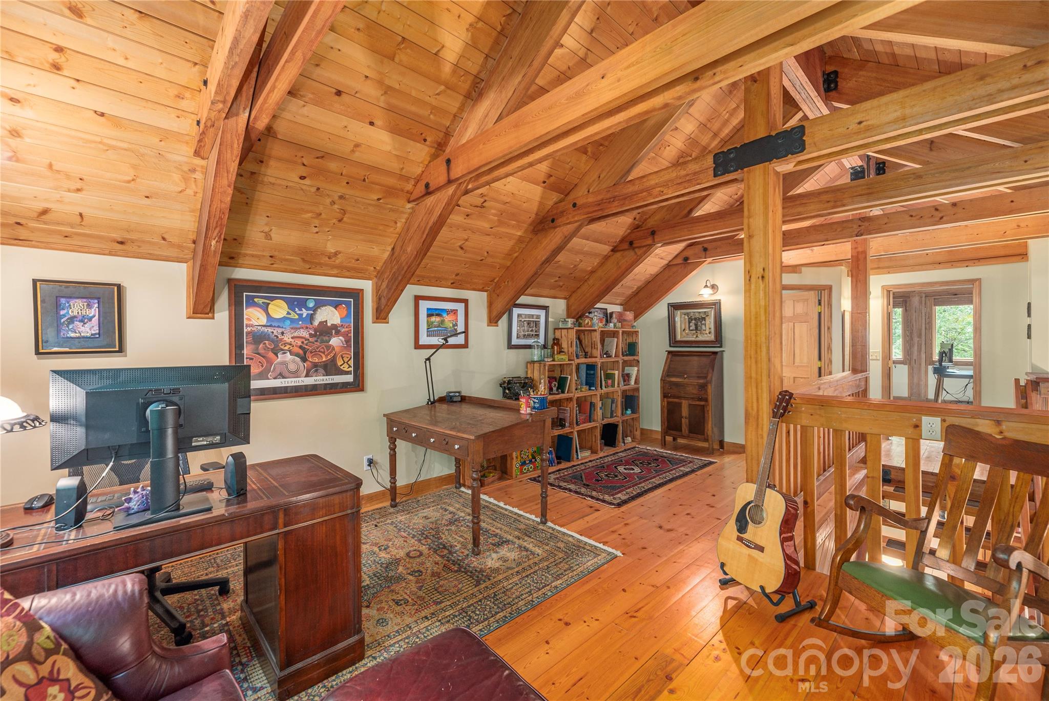 116 Ivy Road — Mills River