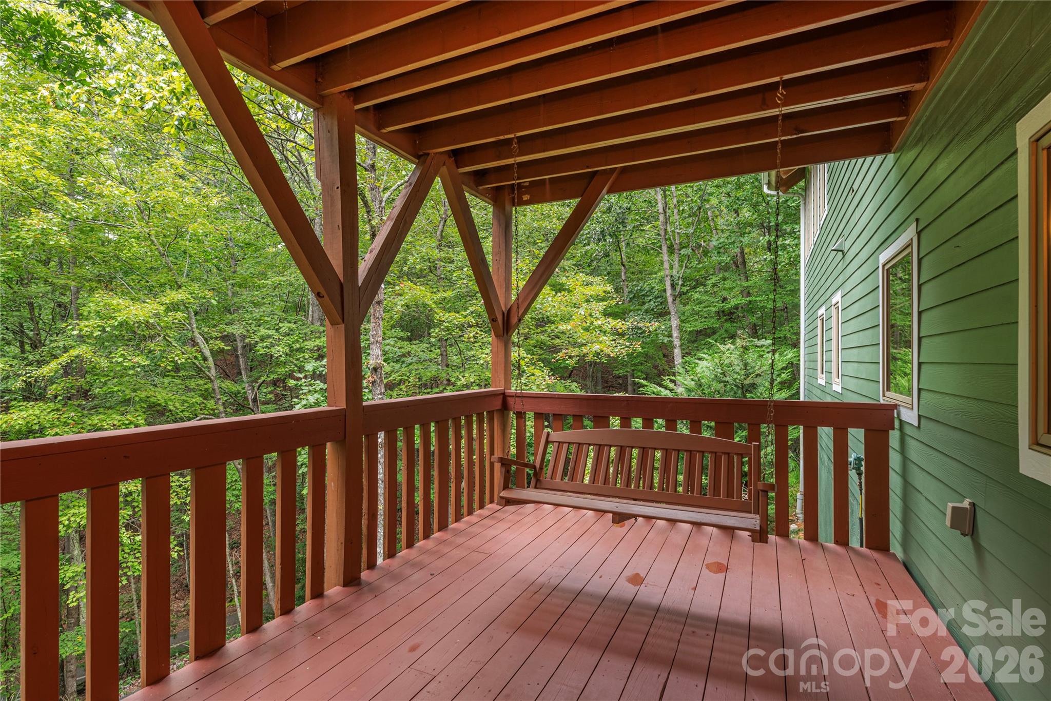 116 Ivy Road — Mills River