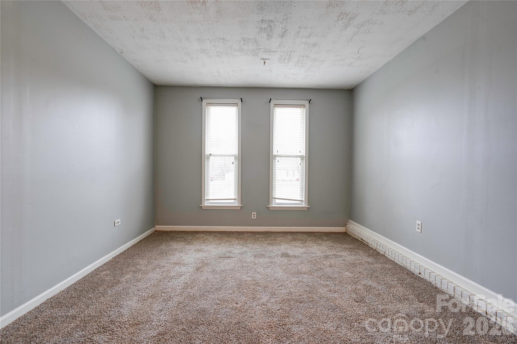 113 Hicks Road — Grover