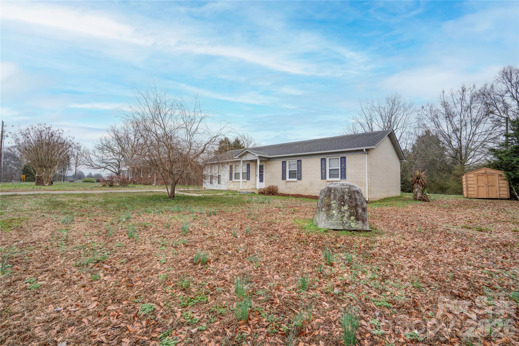 113 Hicks Road — Grover