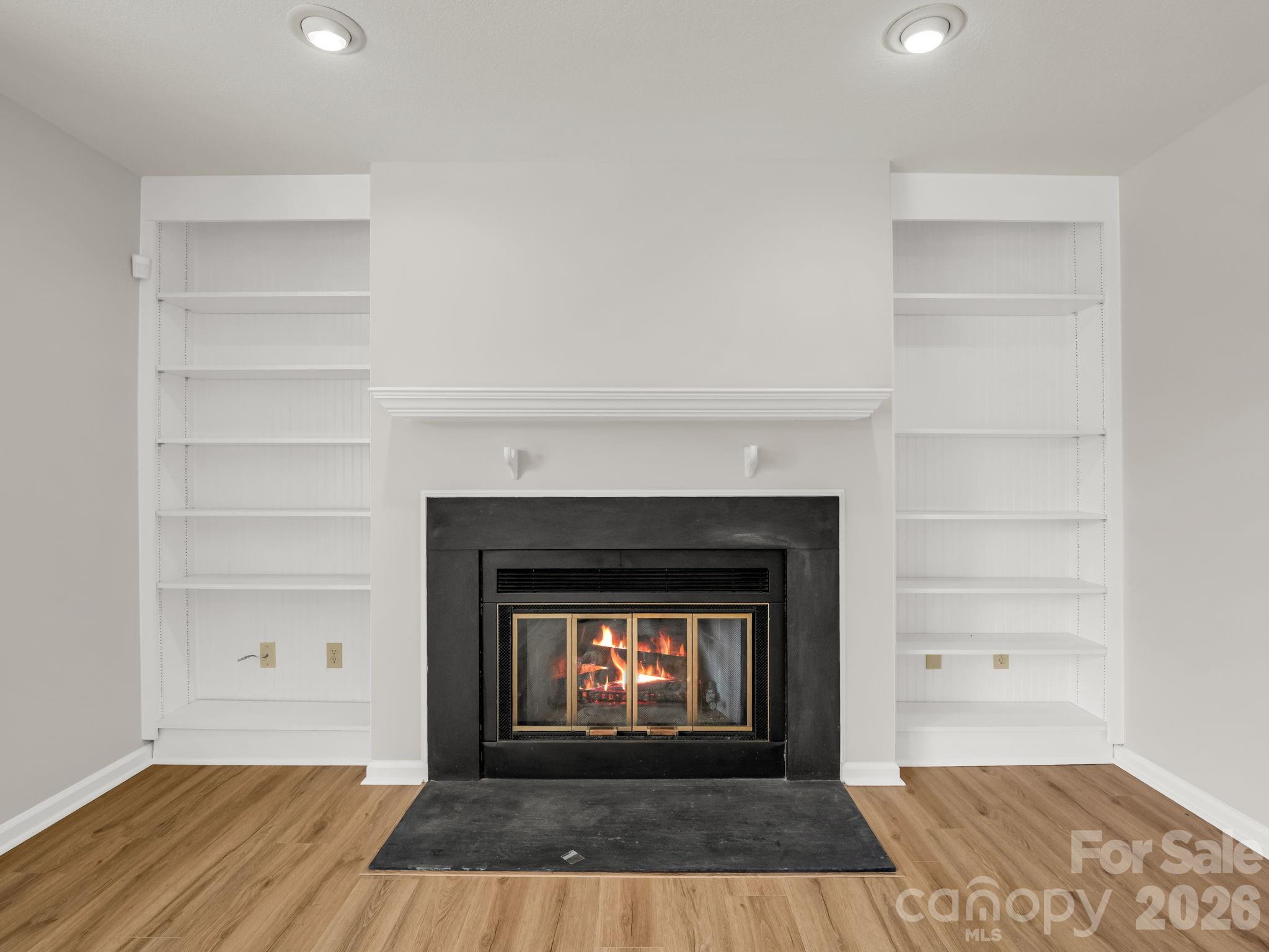 303 Golfside Drive — Flat Rock