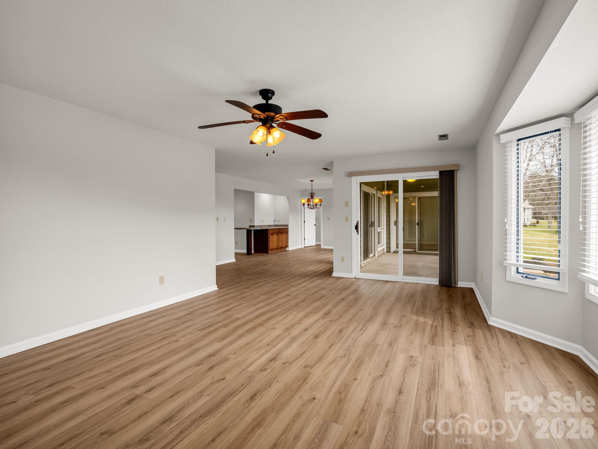 303 Golfside Drive — Flat Rock