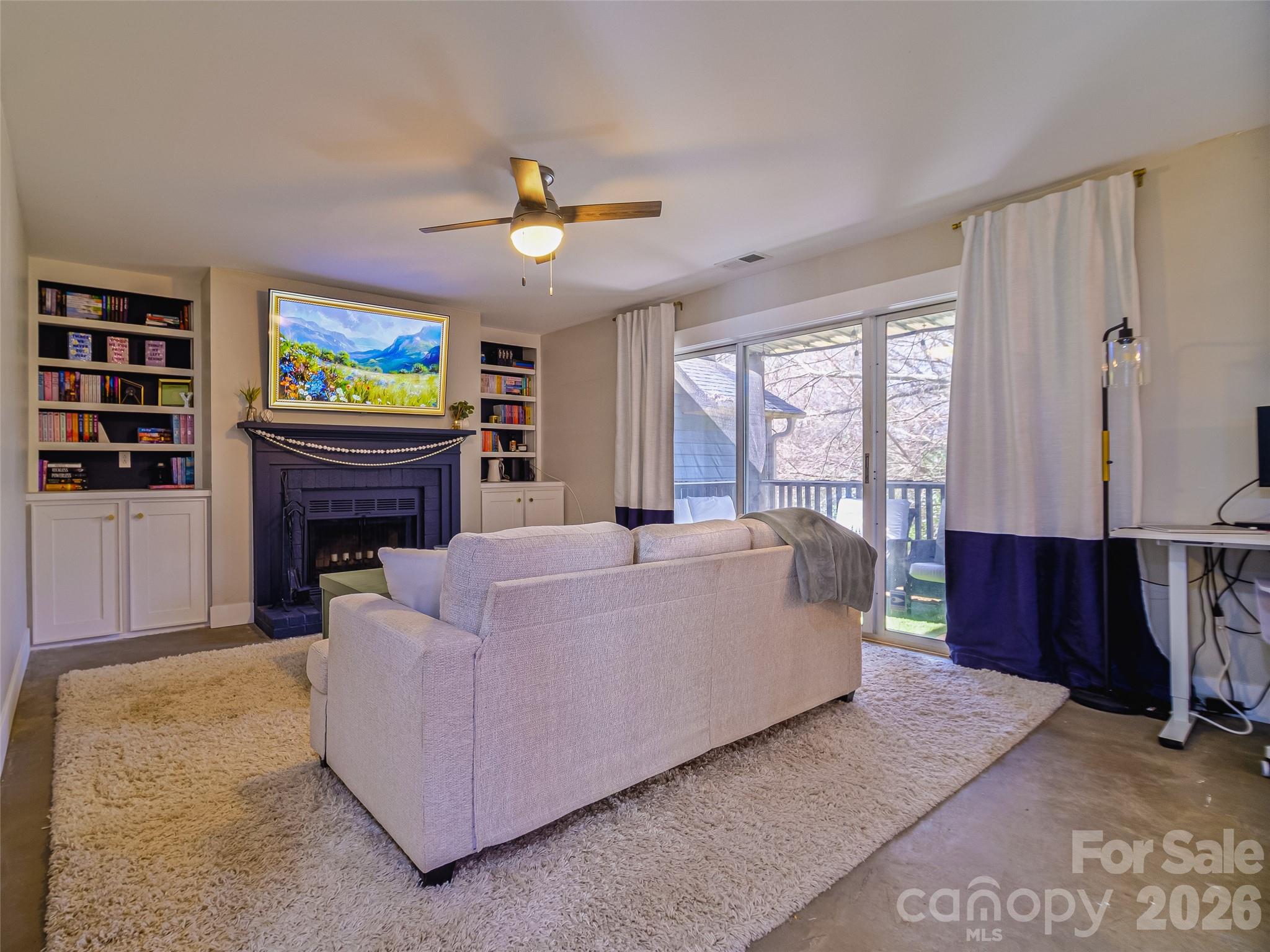3300 Selwyn Farms Lane #5 — Charlotte