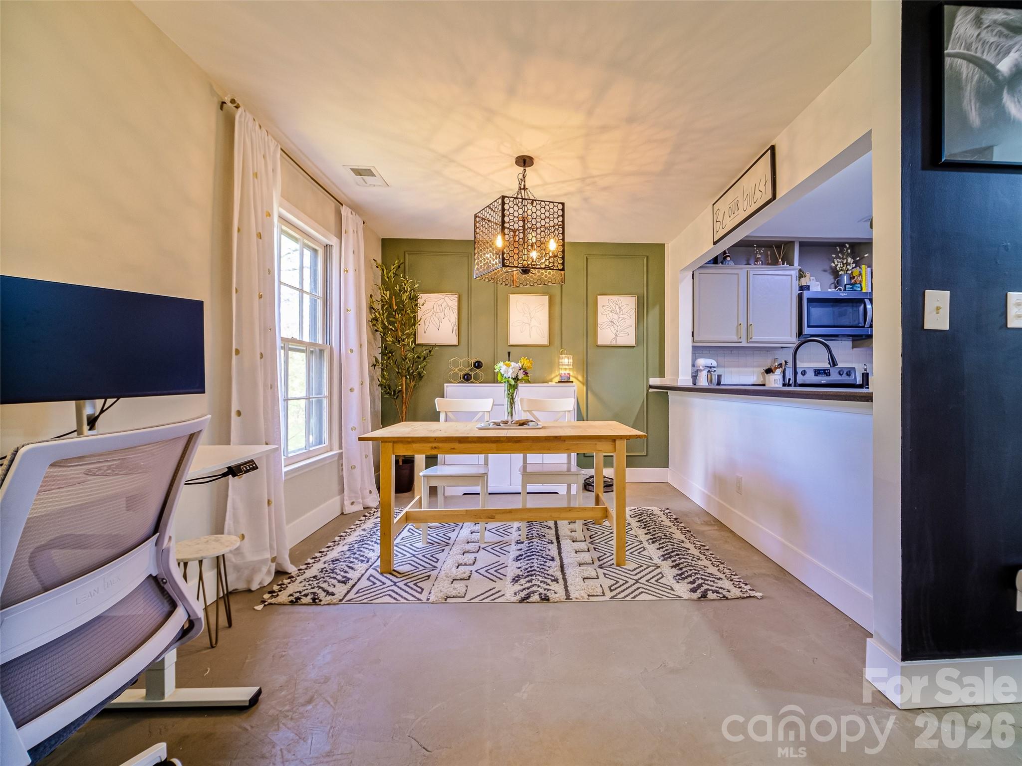 3300 Selwyn Farms Lane #5 — Charlotte