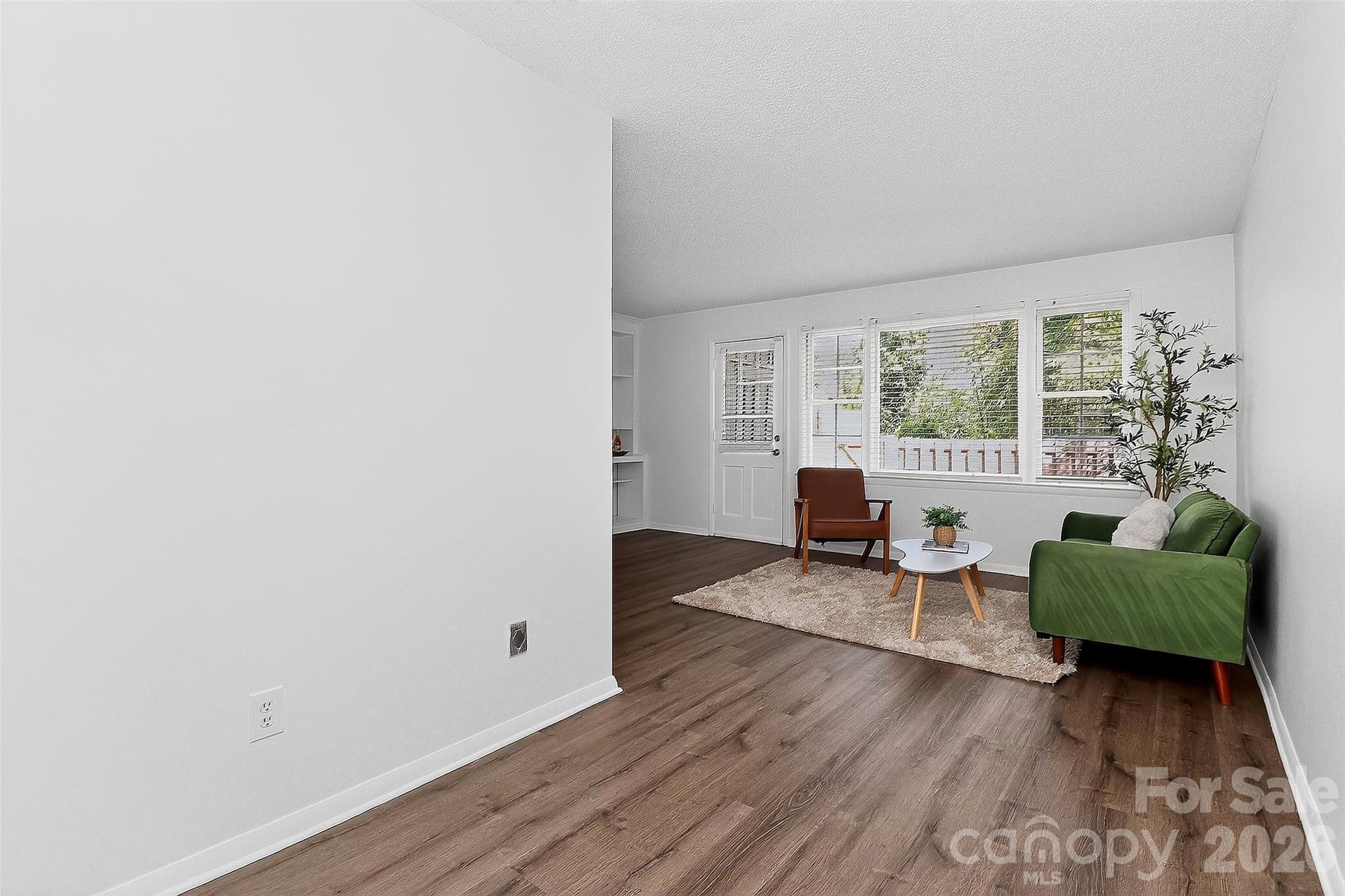 4605 Hedgemore Drive #D — Charlotte