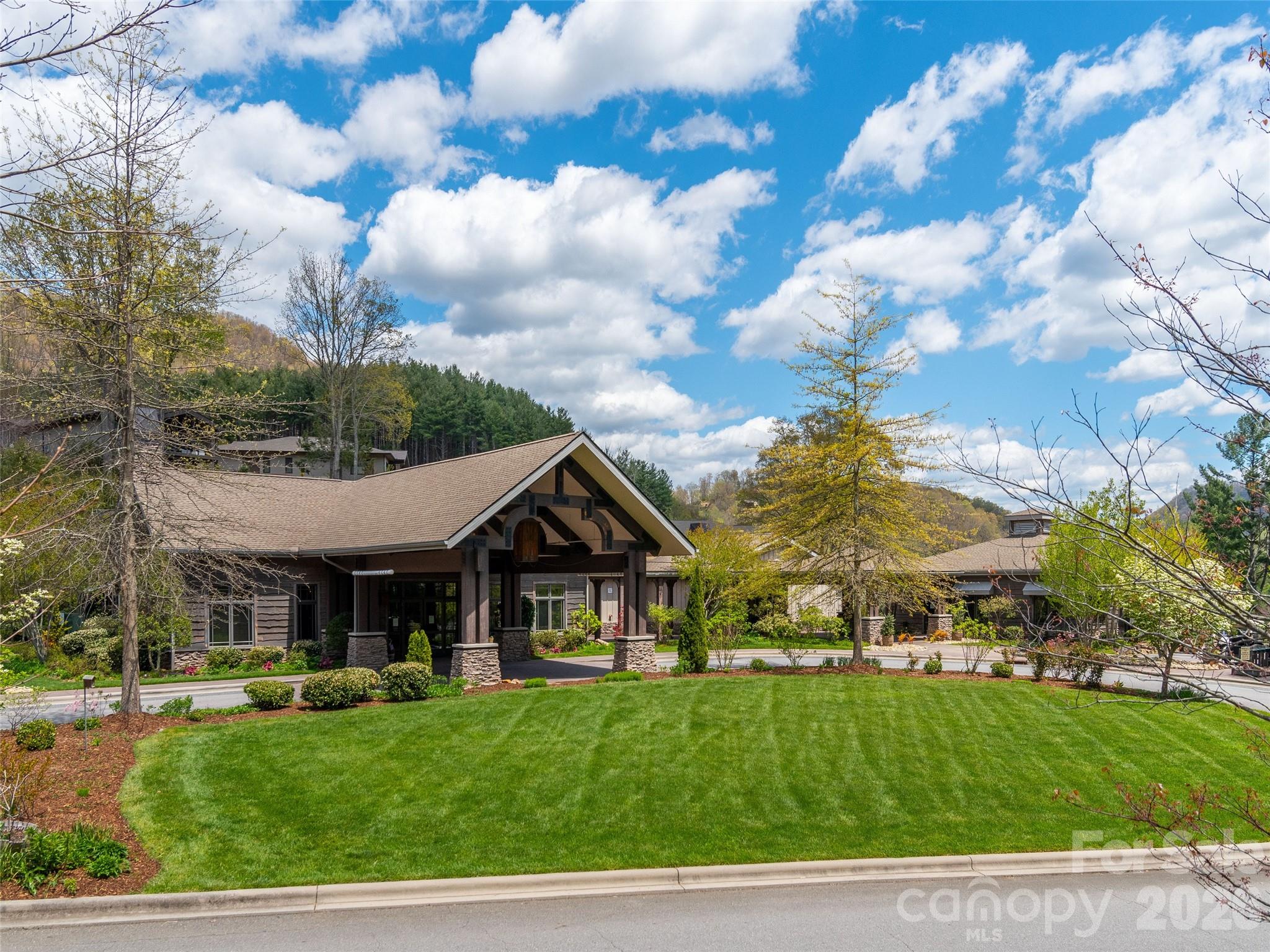 1650 Country Club Drive #C302 — Maggie Valley