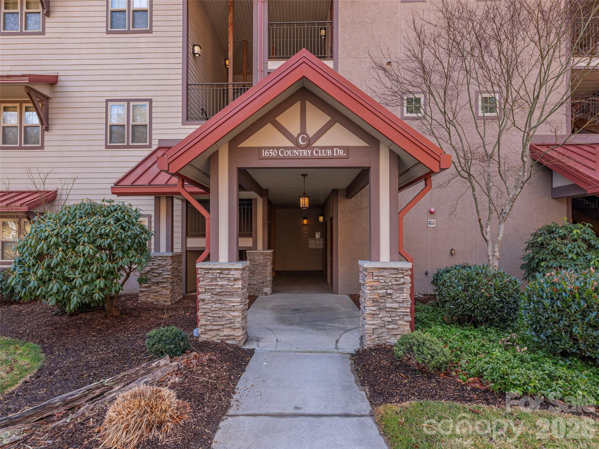 1650 Country Club Drive #C302 — Maggie Valley