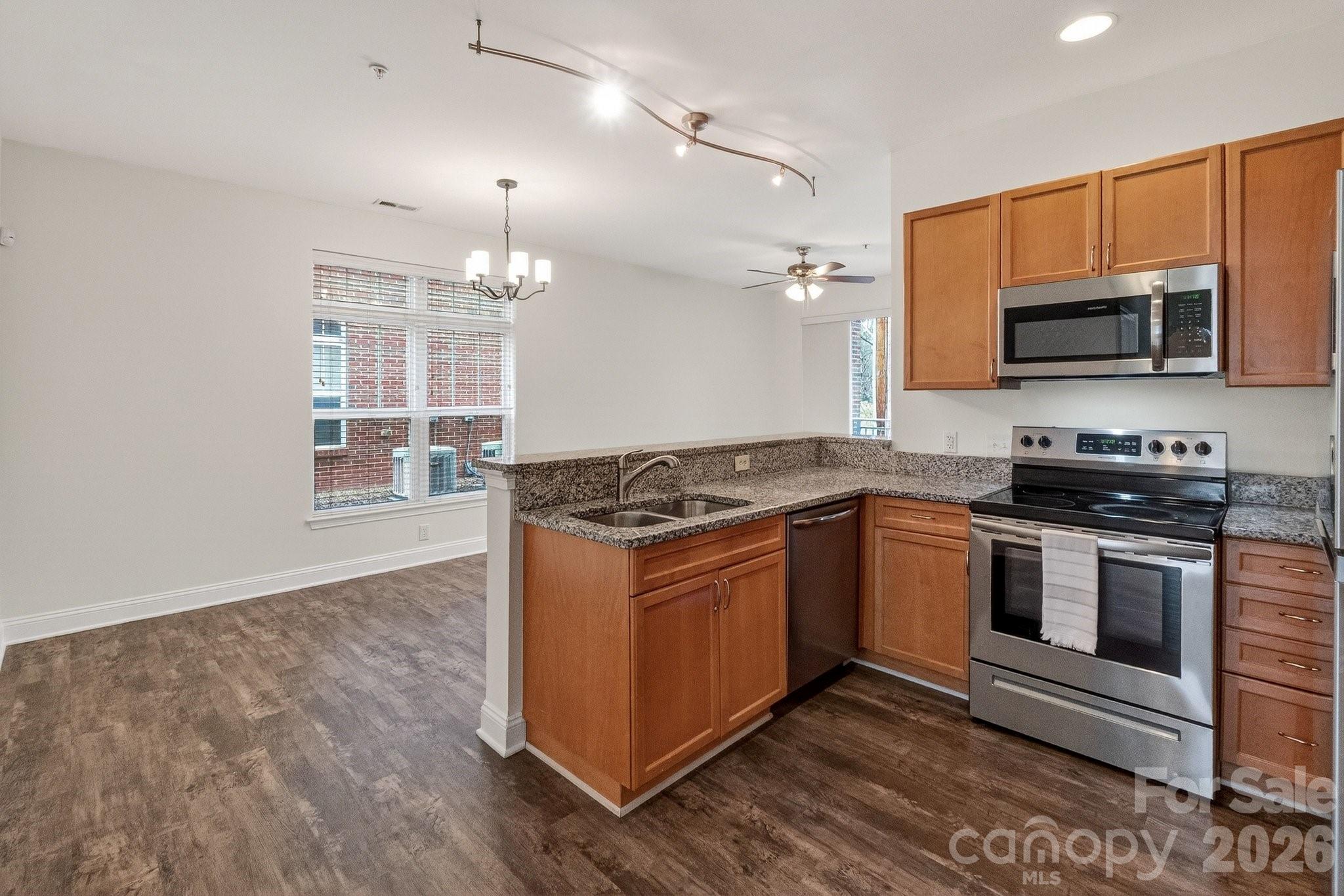 1306 Kenilworth Avenue — Charlotte