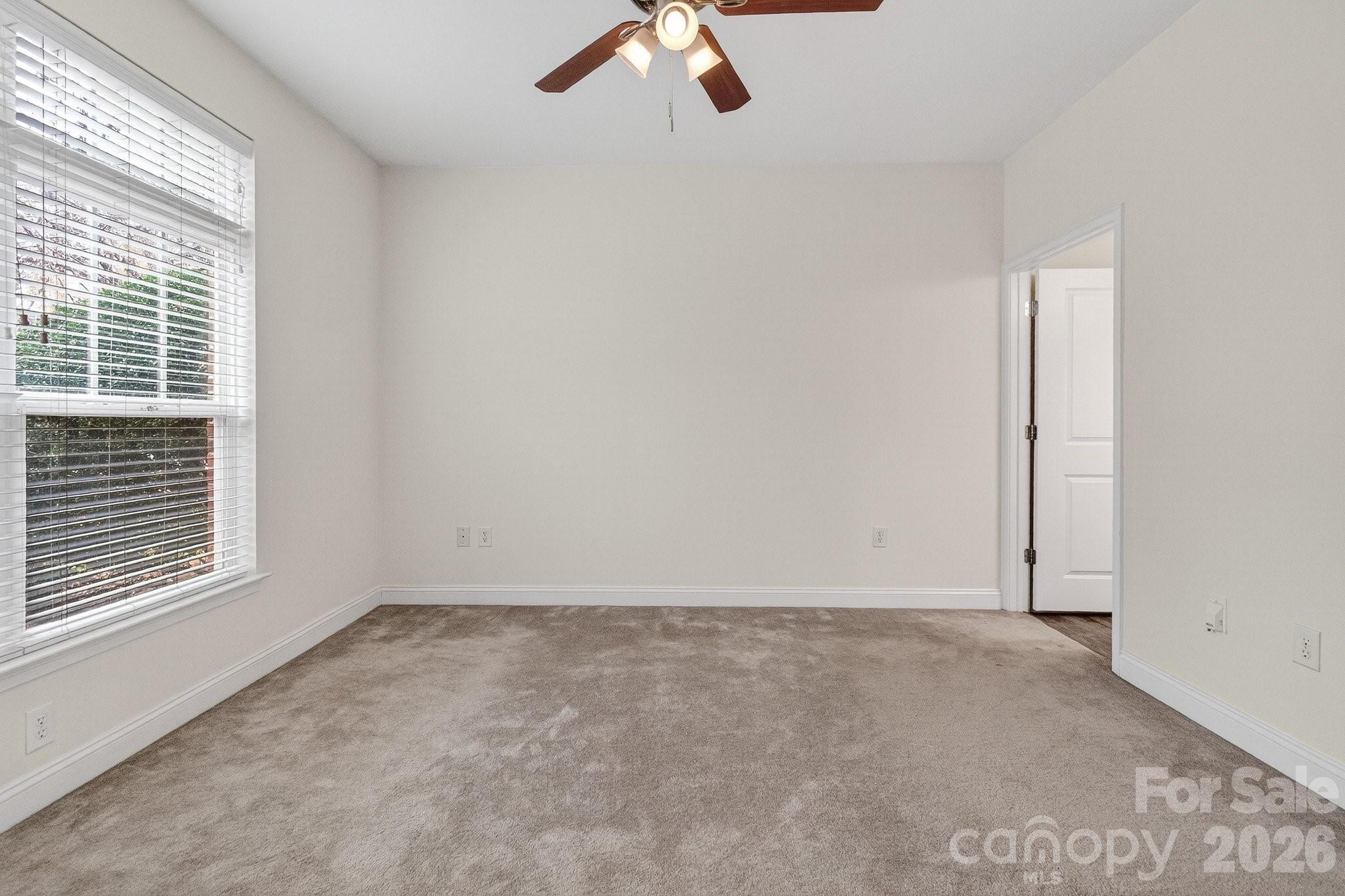 1306 Kenilworth Avenue — Charlotte