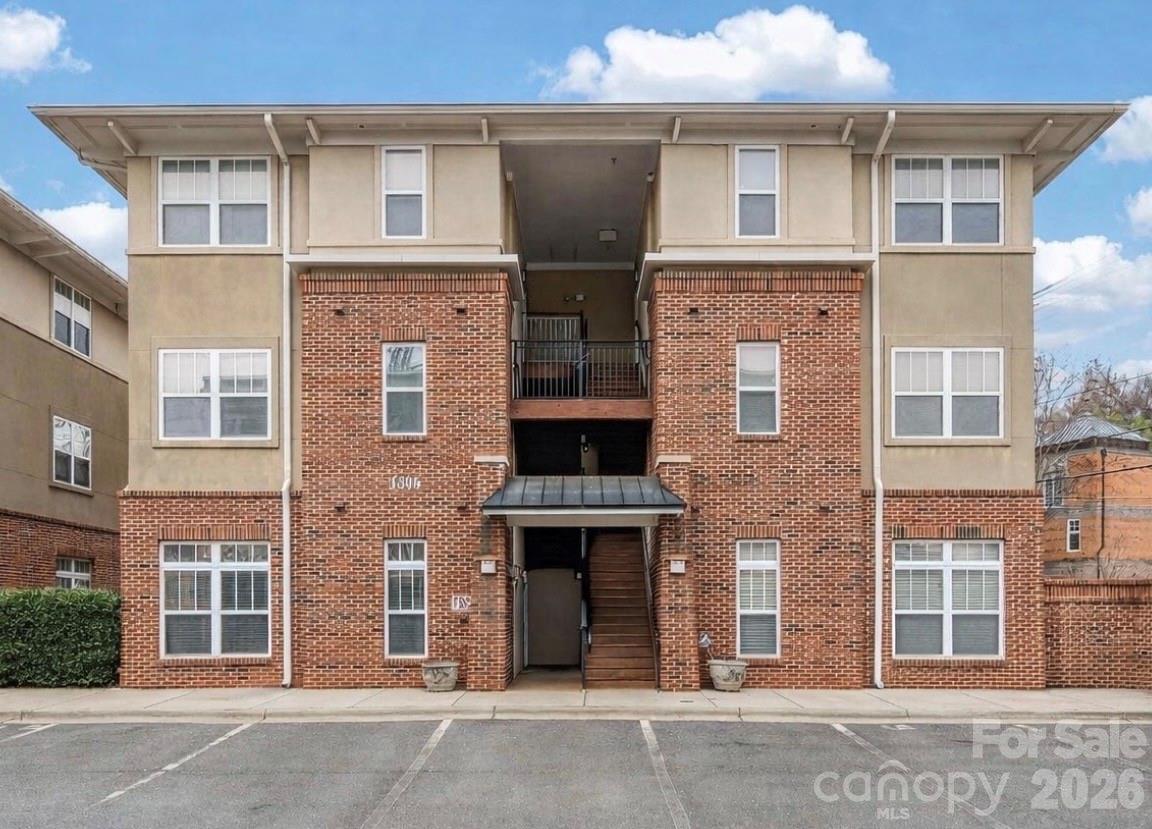1306 Kenilworth Avenue — Charlotte