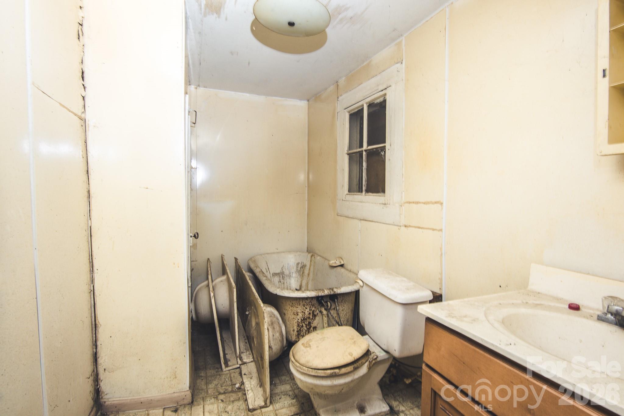 303 E Fisher Street — Salisbury