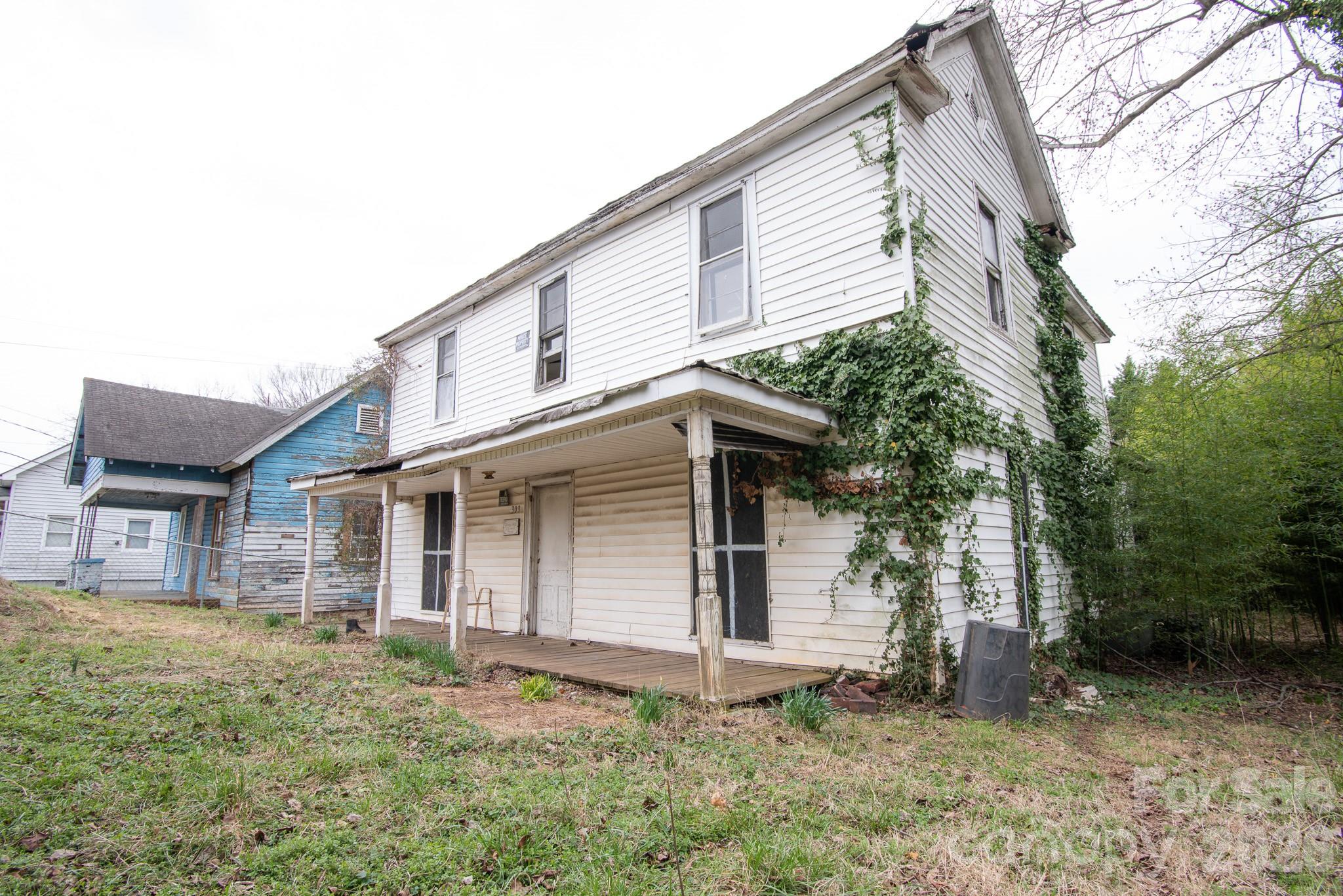 303 E Fisher Street — Salisbury