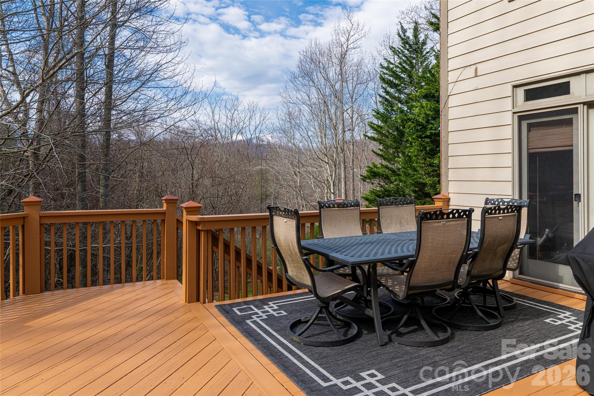 39 Windover Drive — Asheville