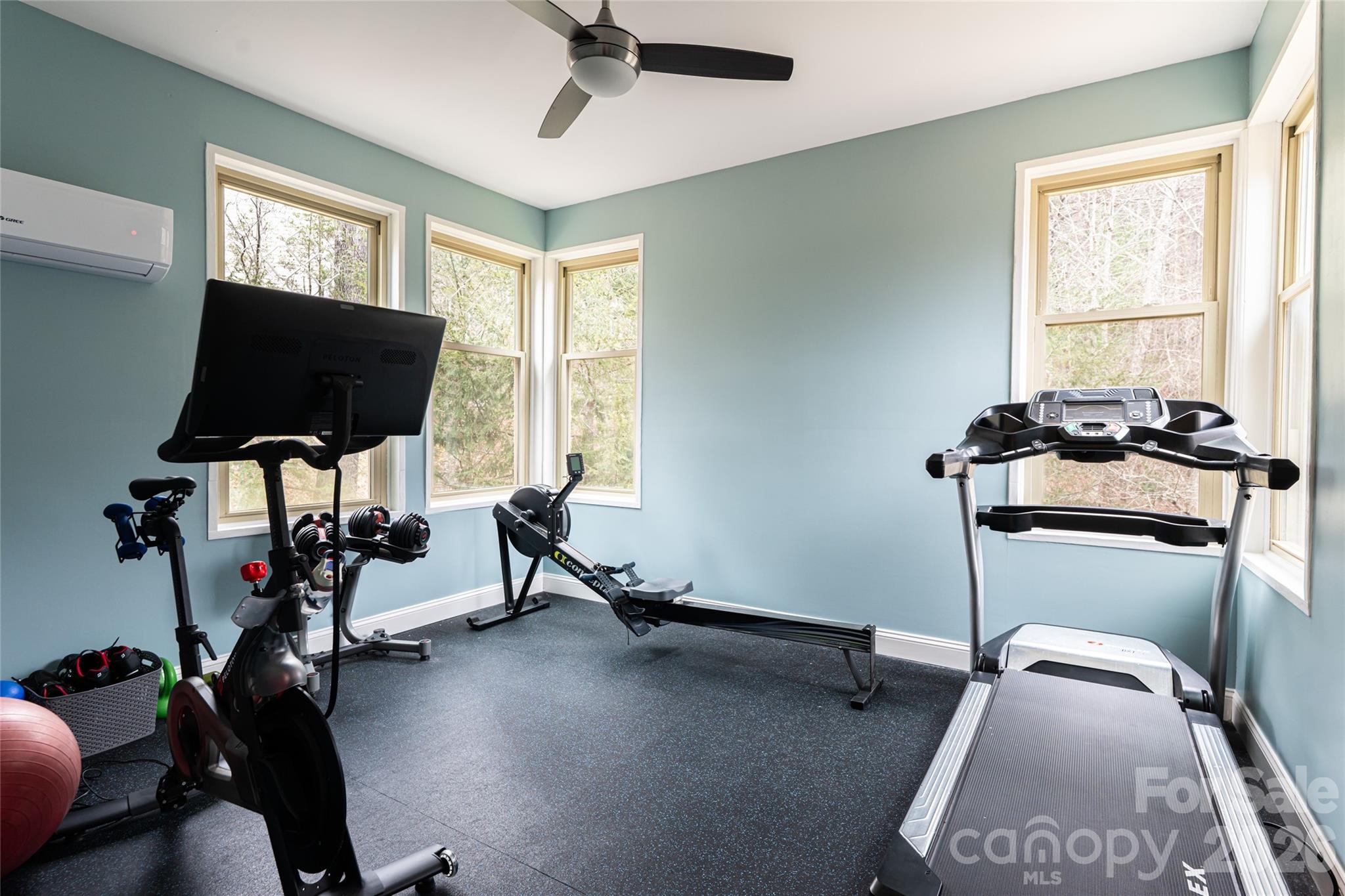 39 Windover Drive — Asheville