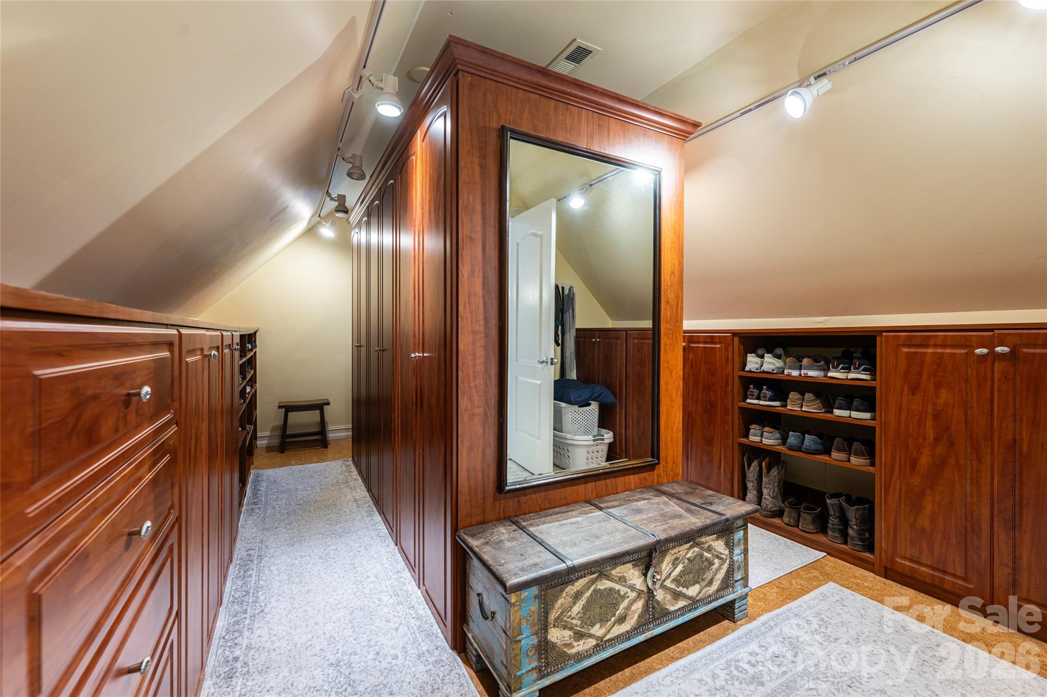 39 Windover Drive — Asheville