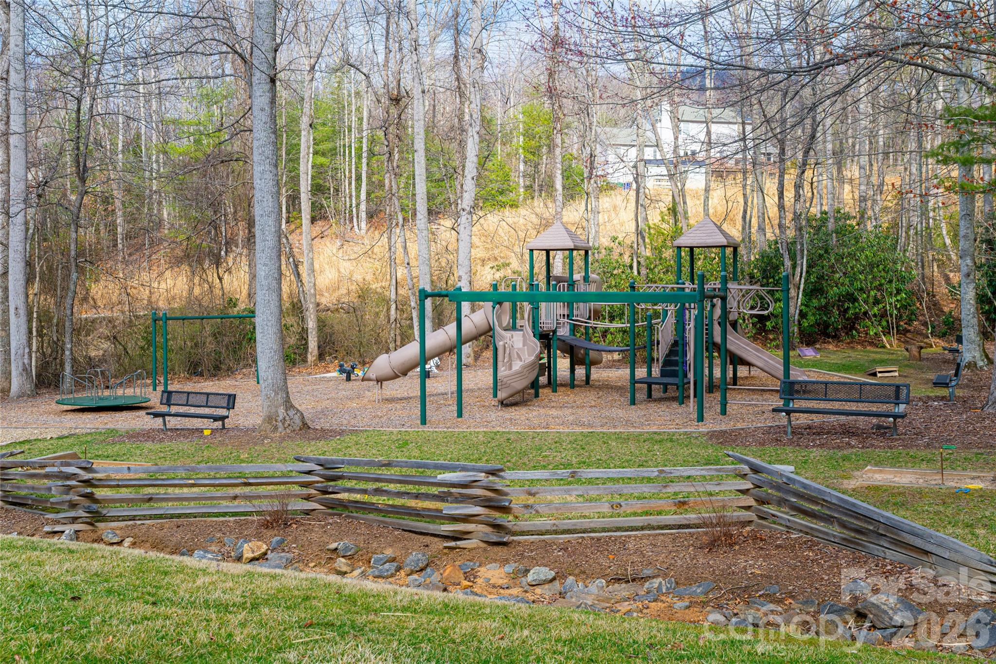 39 Windover Drive — Asheville