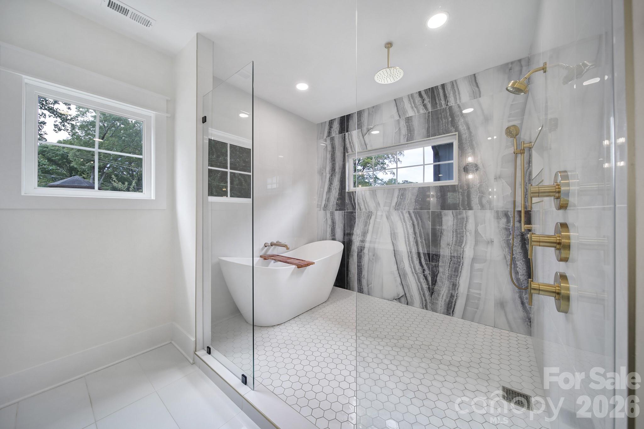 911 Laurel Creek Lane — Charlotte
