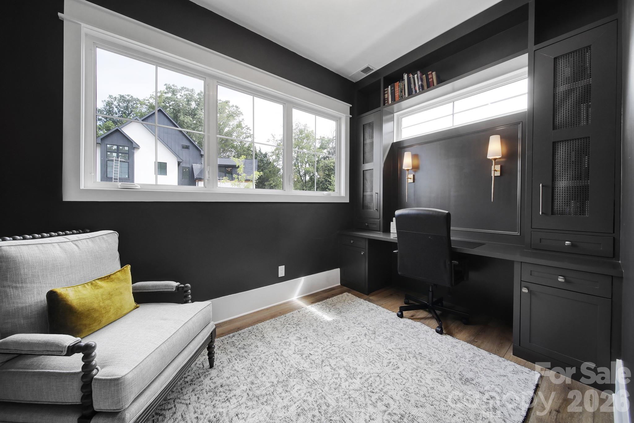 911 Laurel Creek Lane — Charlotte