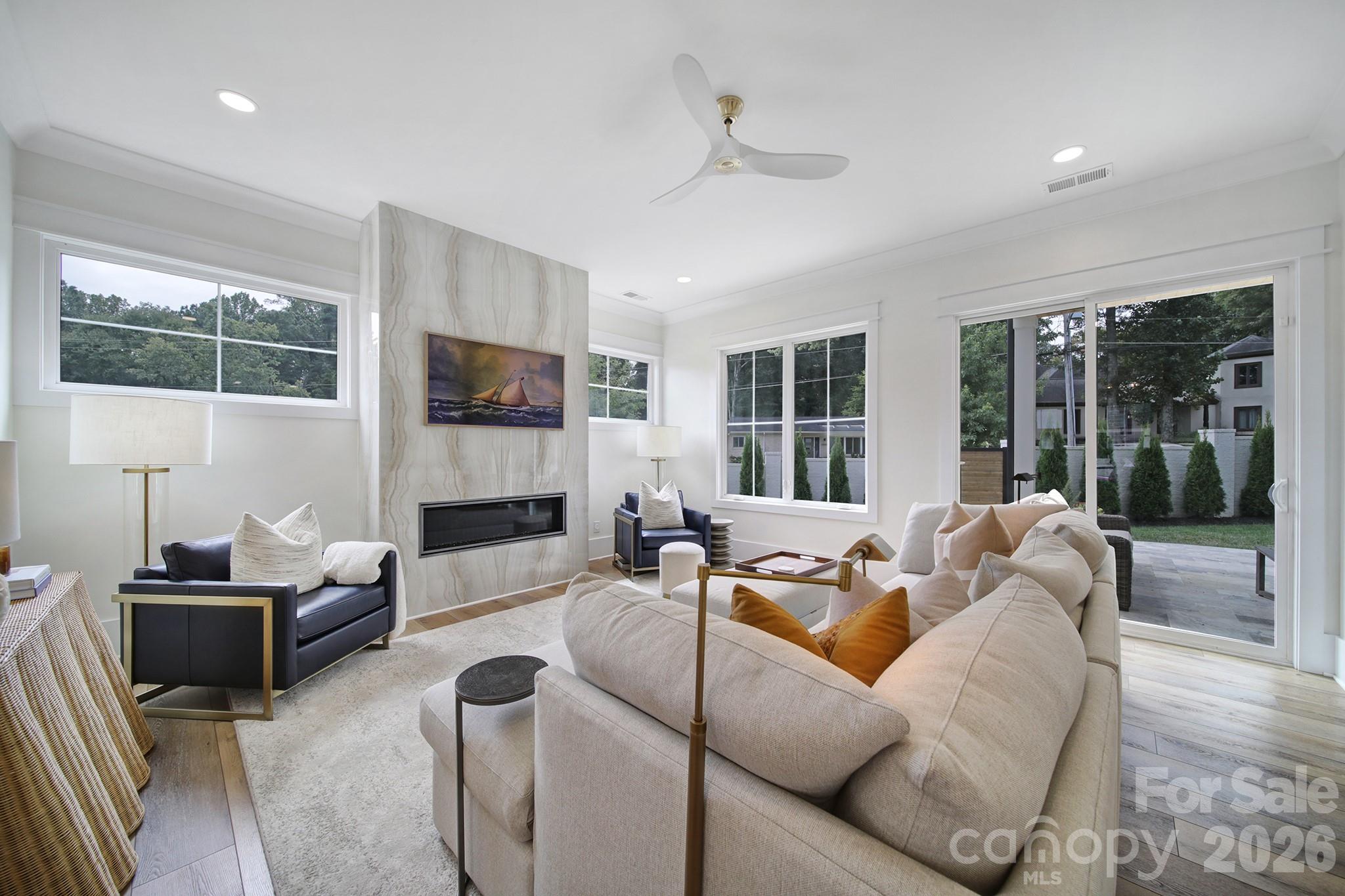 911 Laurel Creek Lane — Charlotte
