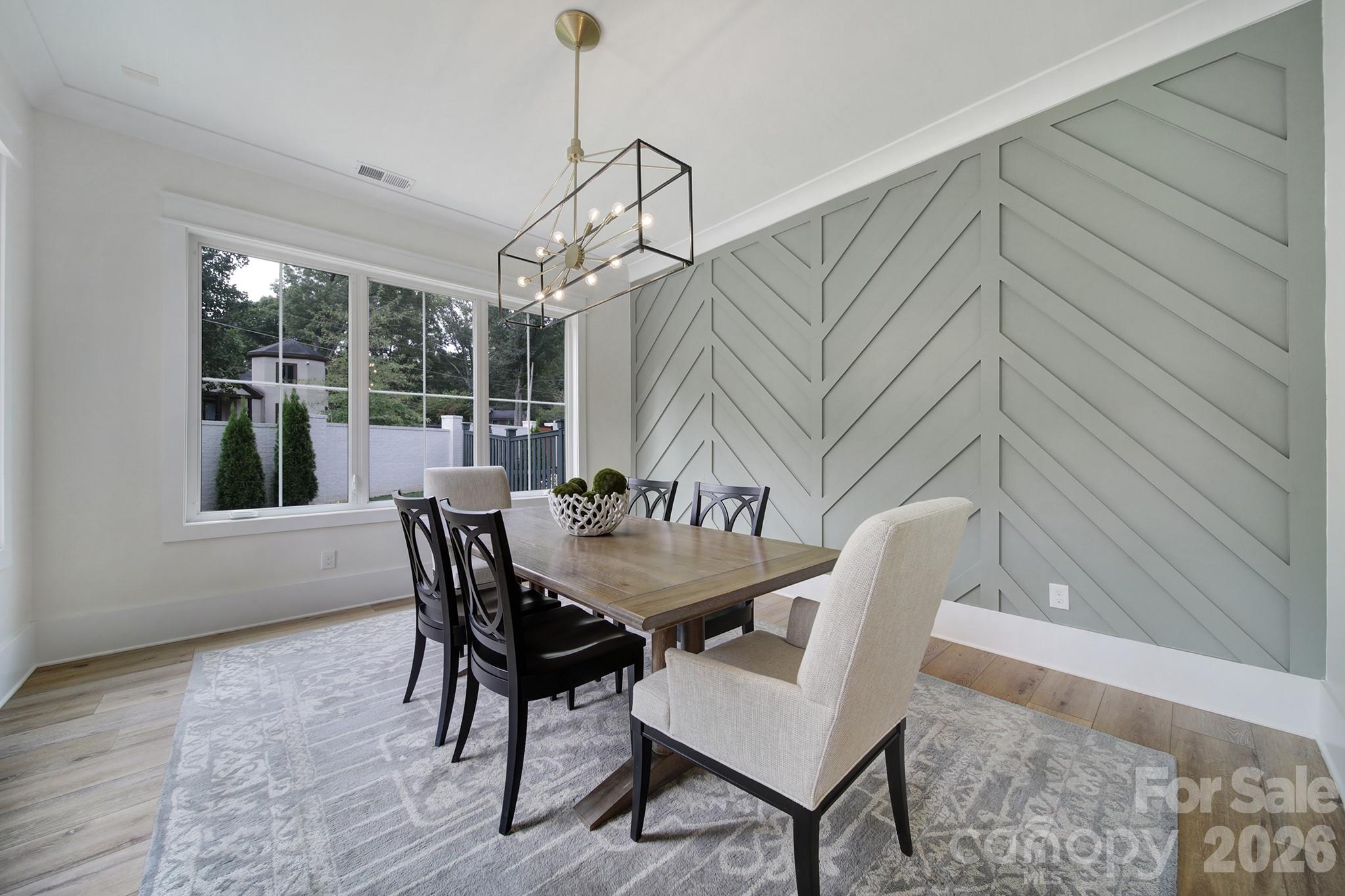 911 Laurel Creek Lane — Charlotte
