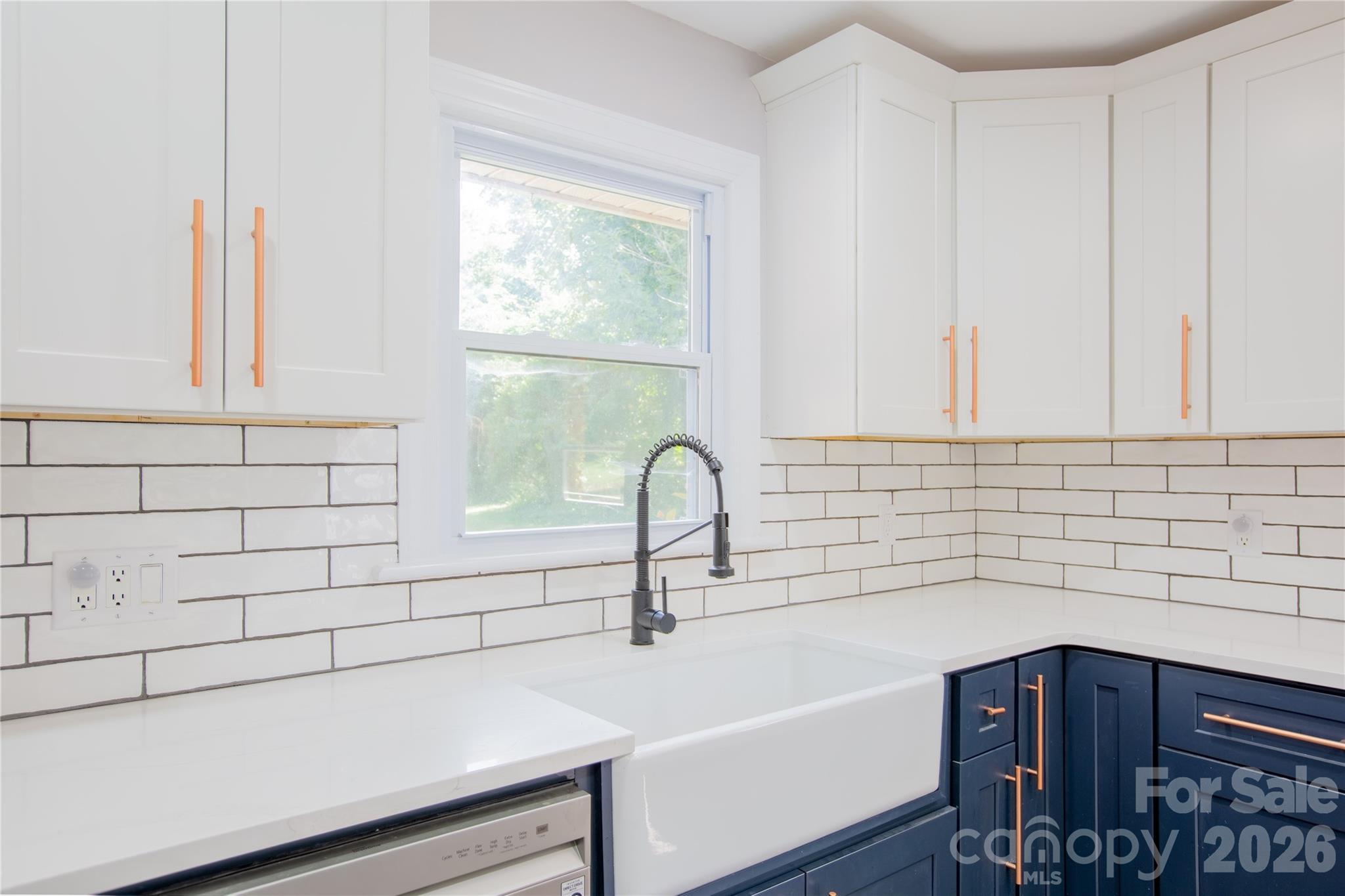 581 Clyde Drive — Winston Salem