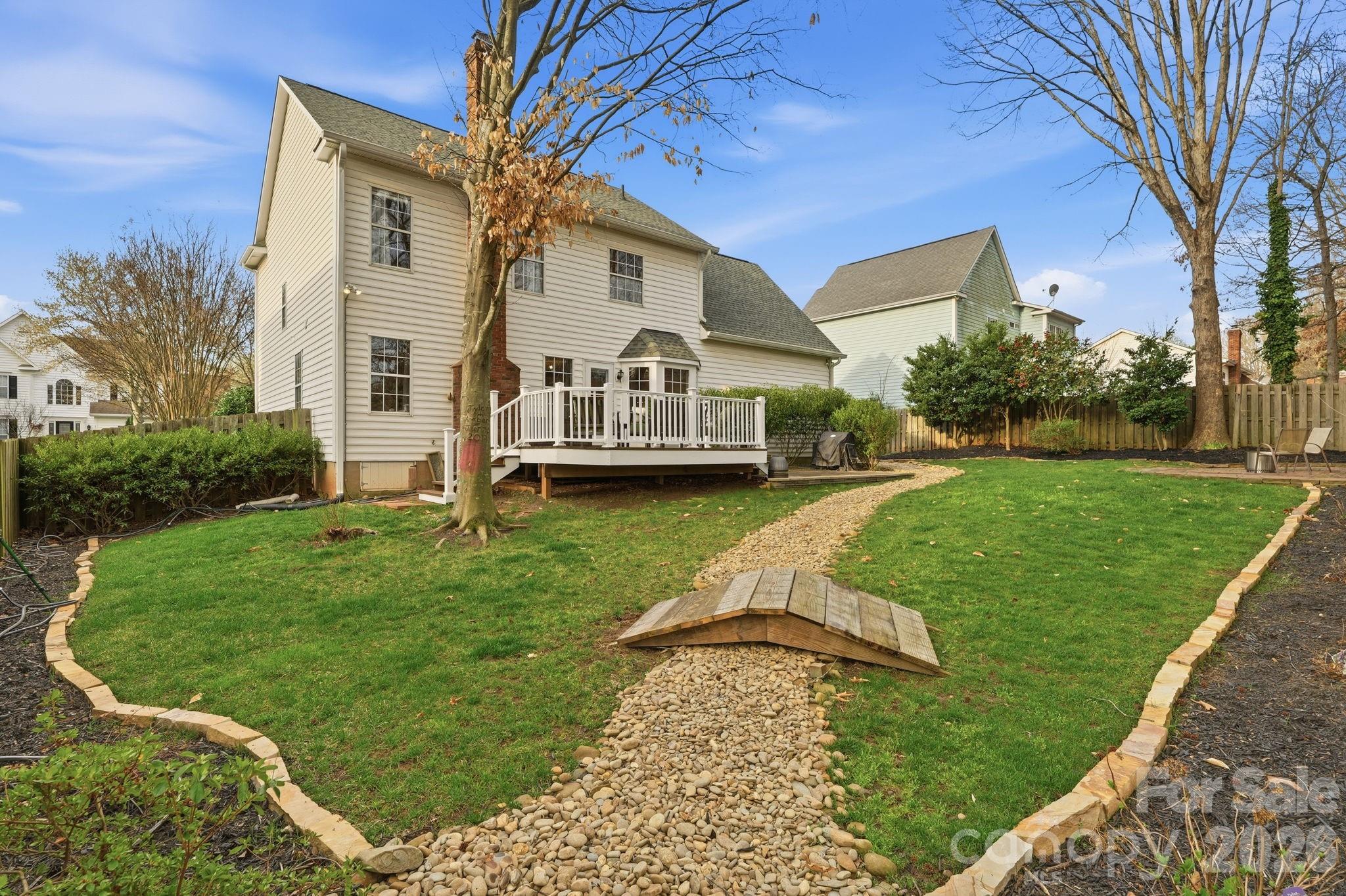 272 Rose Street — Mooresville