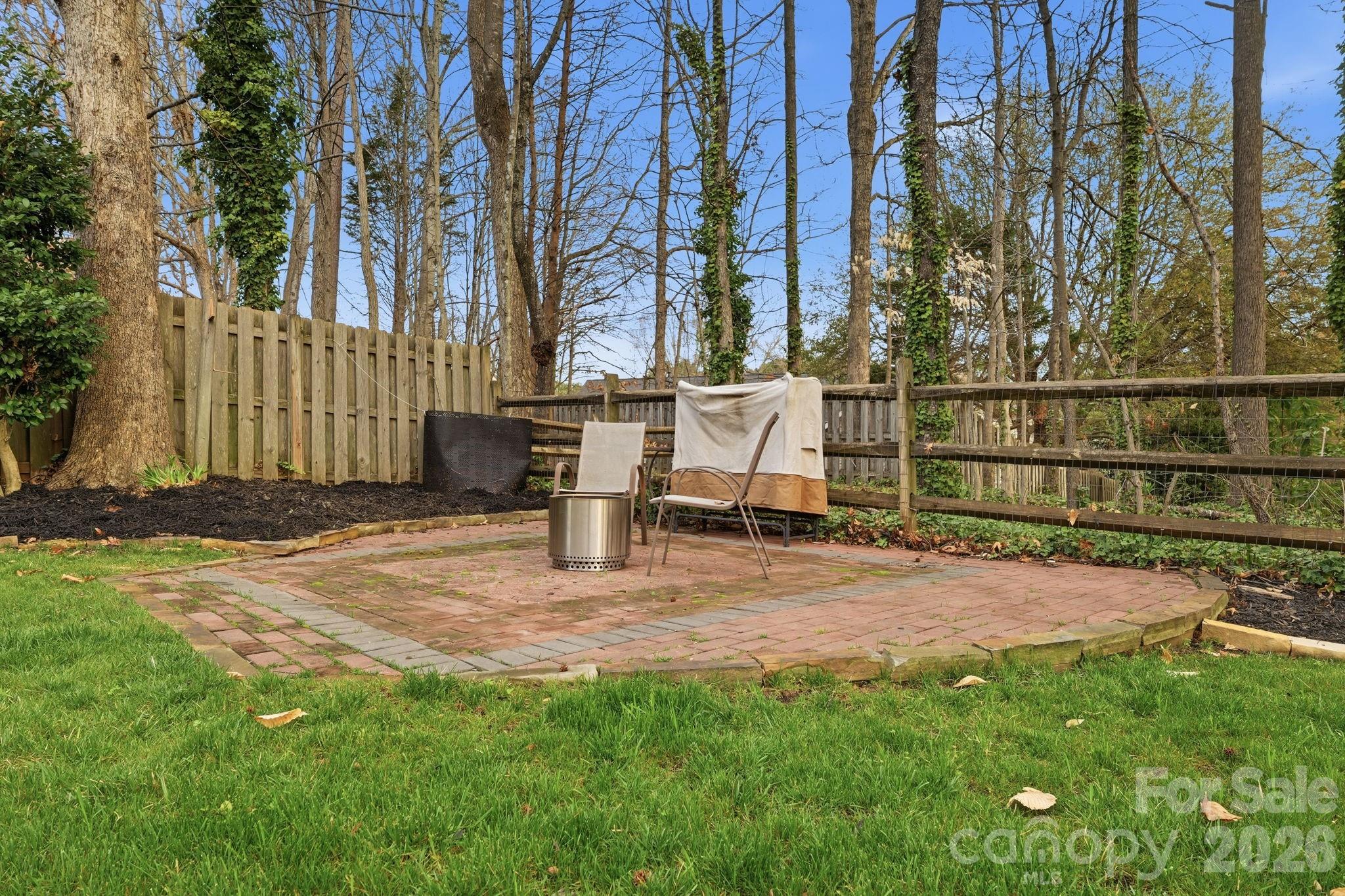 272 Rose Street — Mooresville