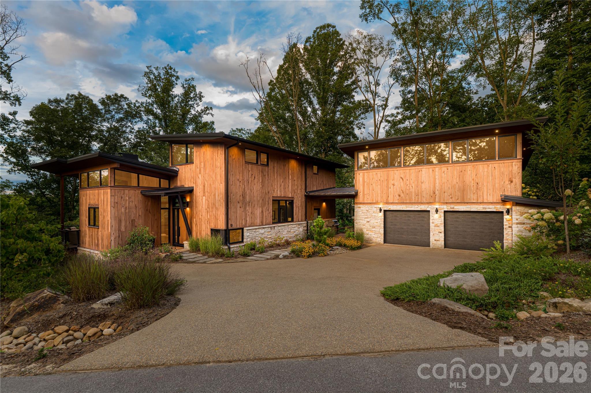 13 Tulip Poplar Trail — Asheville