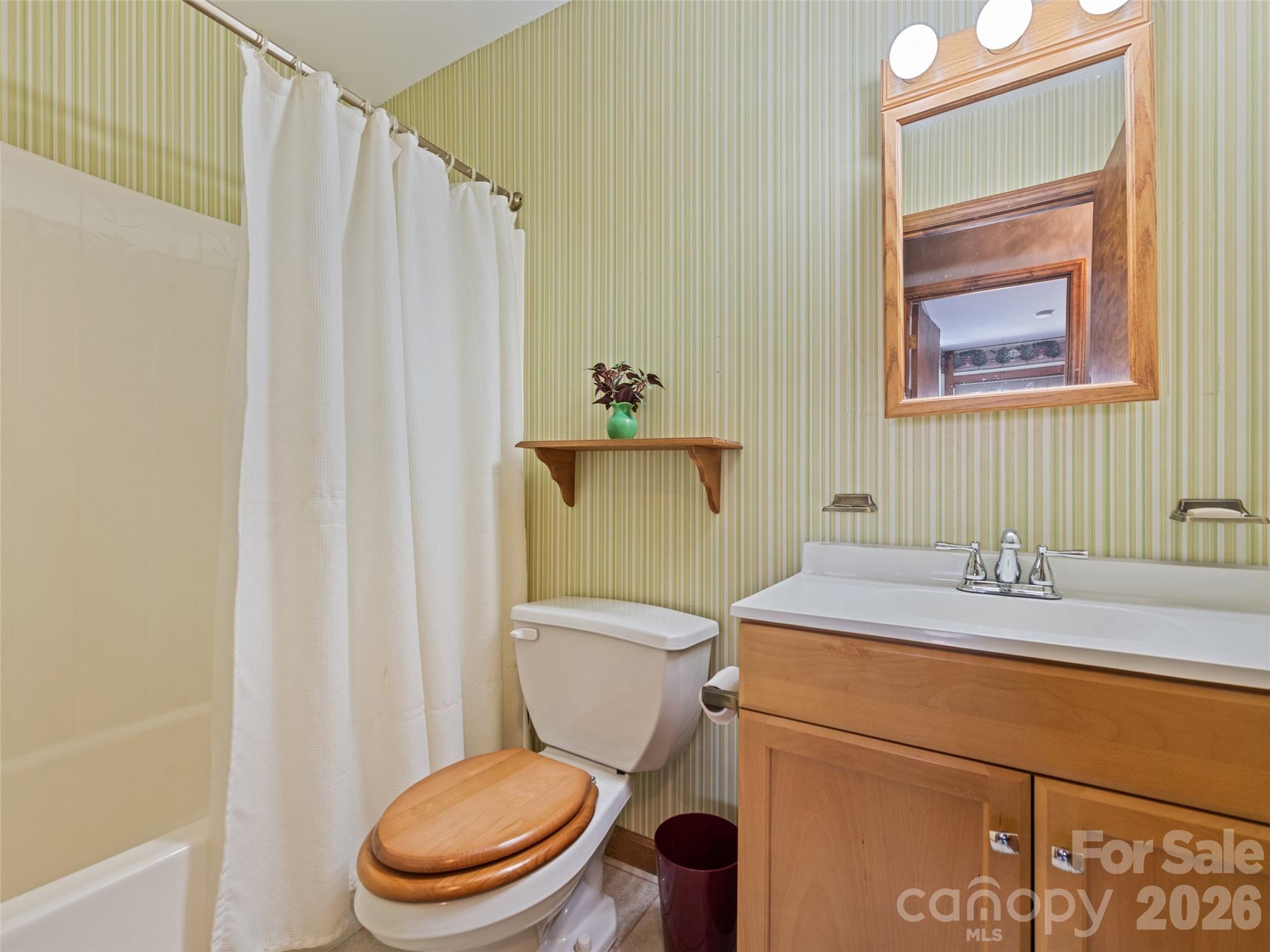 37 George Circle #9 — Maggie Valley