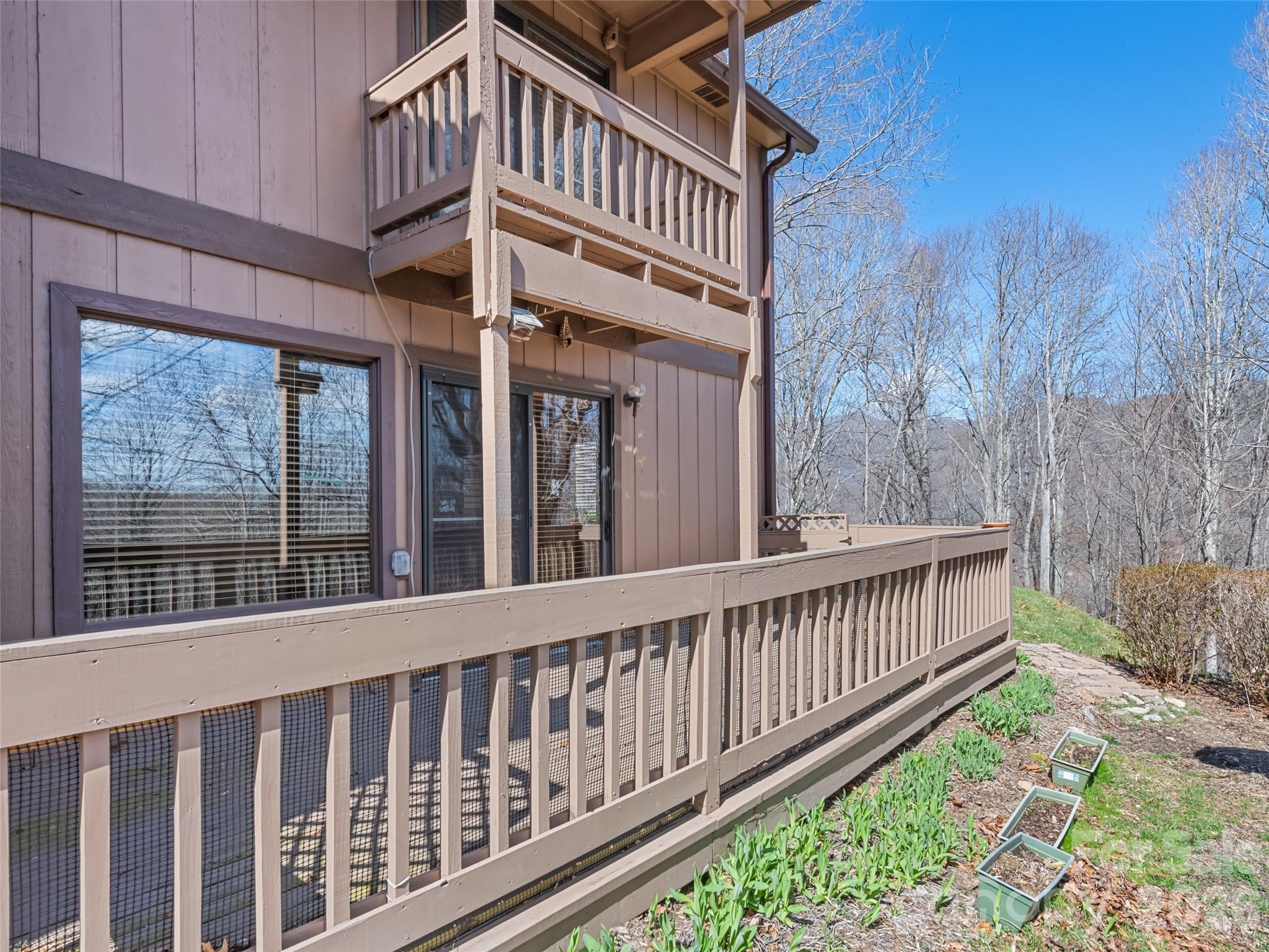 37 George Circle #9 — Maggie Valley