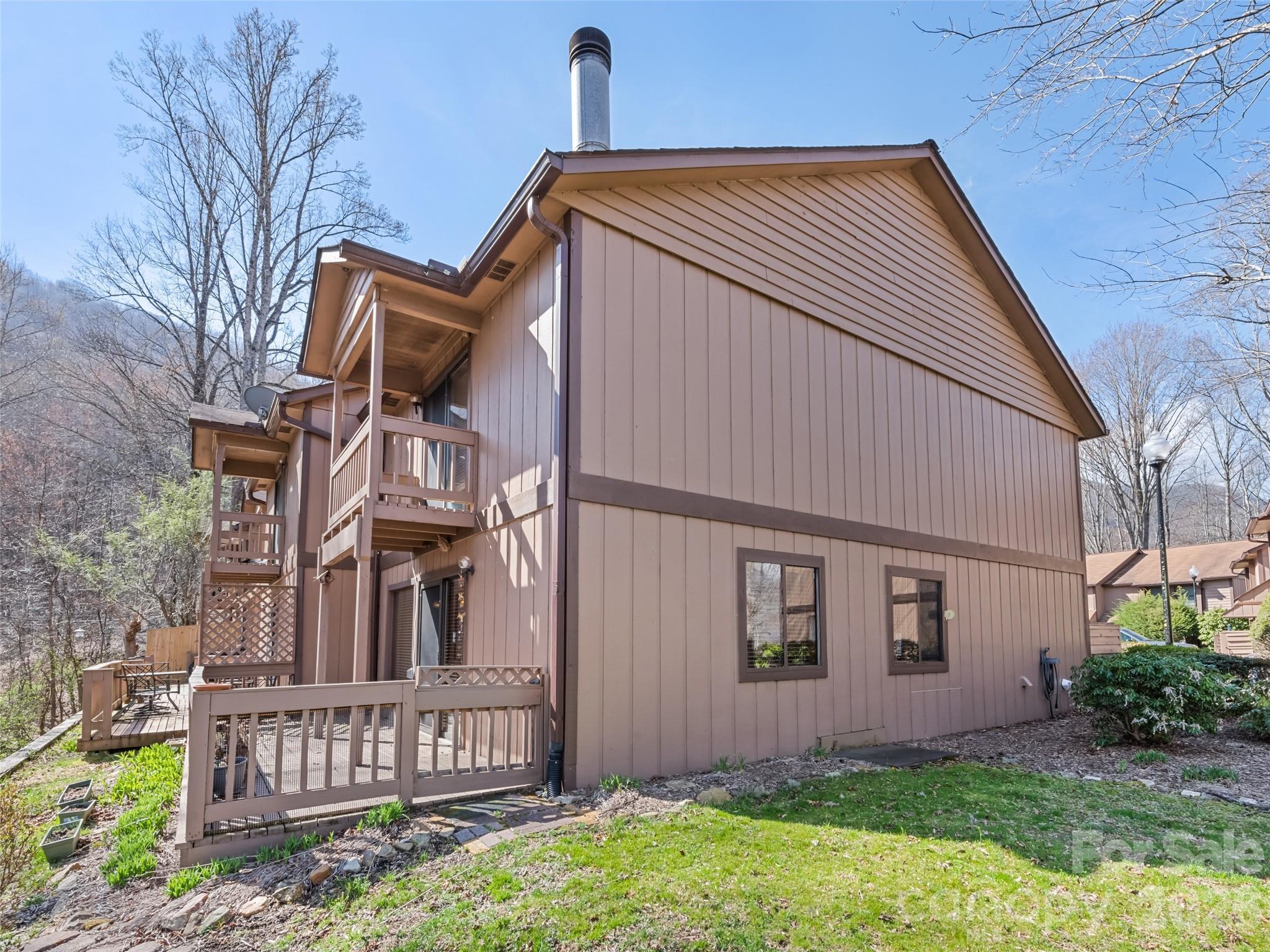 37 George Circle #9 — Maggie Valley