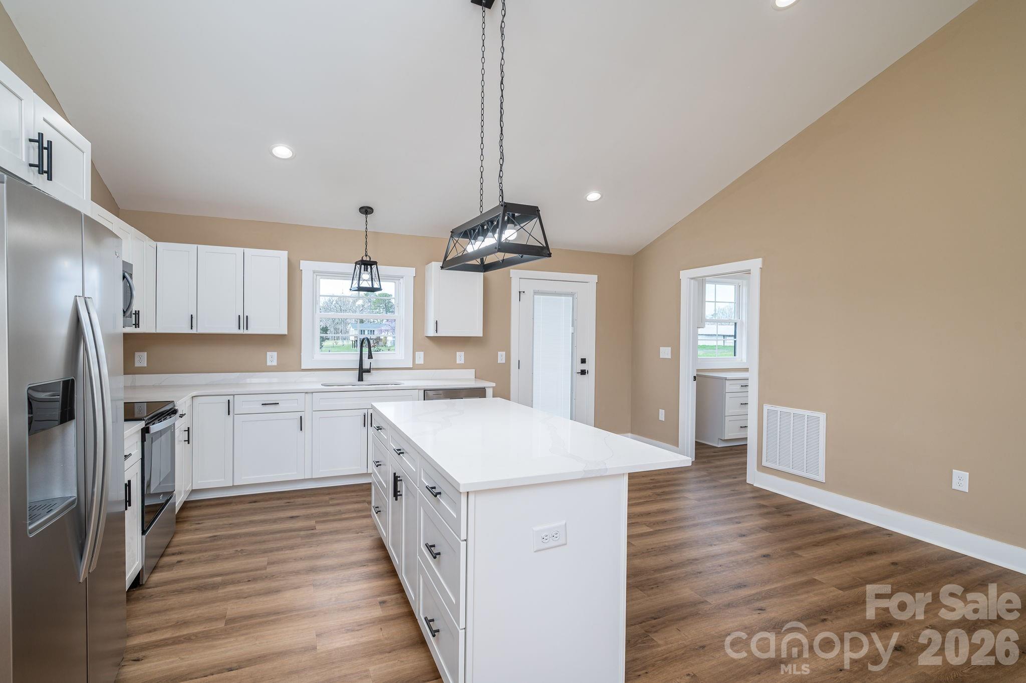 347 Old Belwood Road — Lawndale