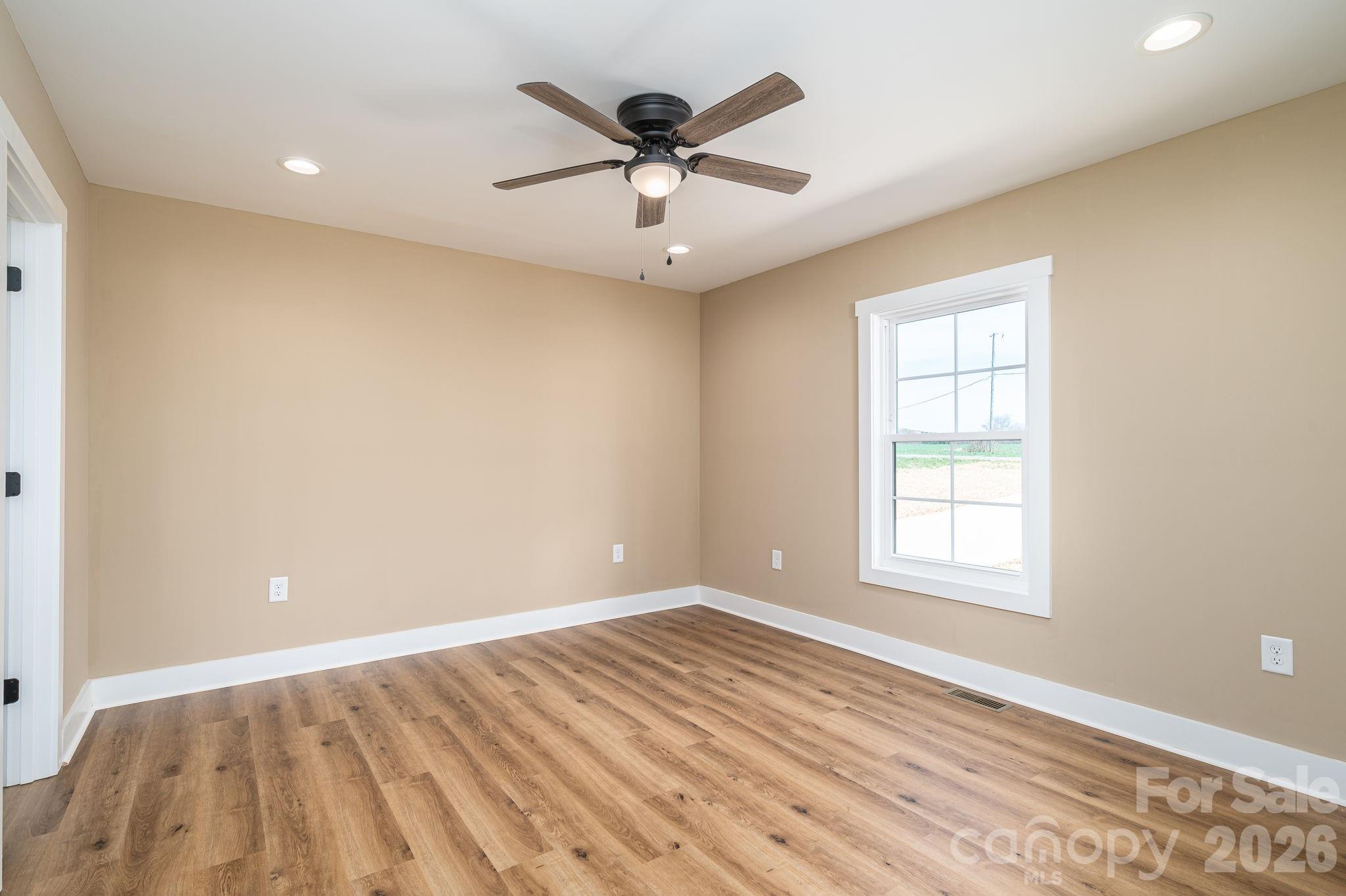 347 Old Belwood Road — Lawndale