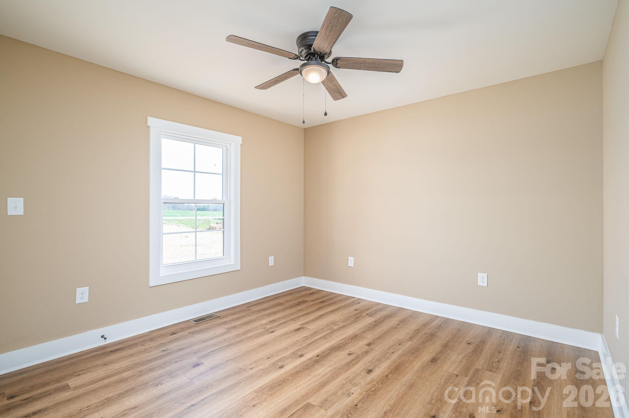 347 Old Belwood Road — Lawndale
