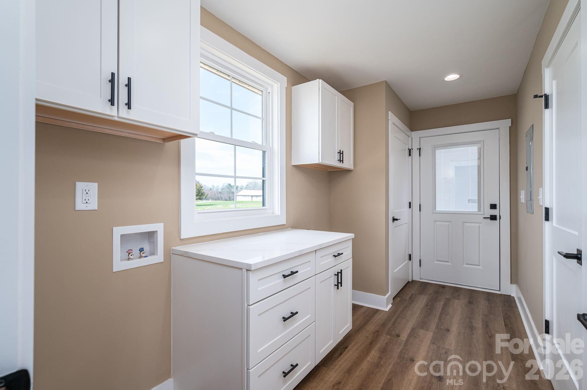 347 Old Belwood Road — Lawndale
