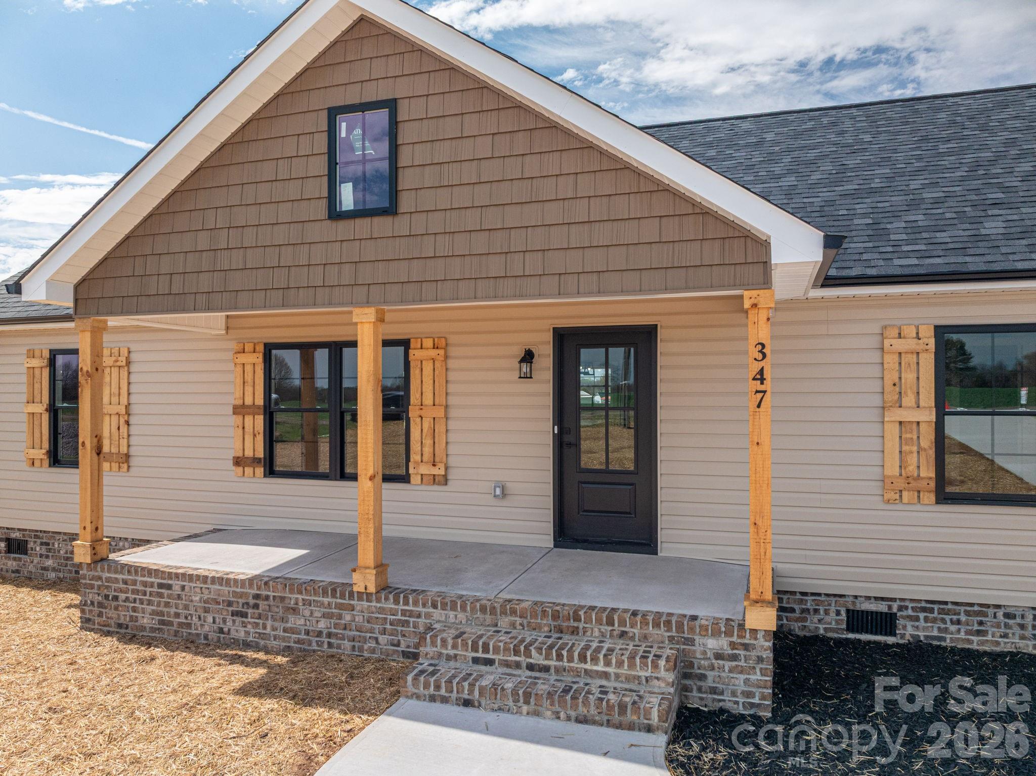 347 Old Belwood Road — Lawndale