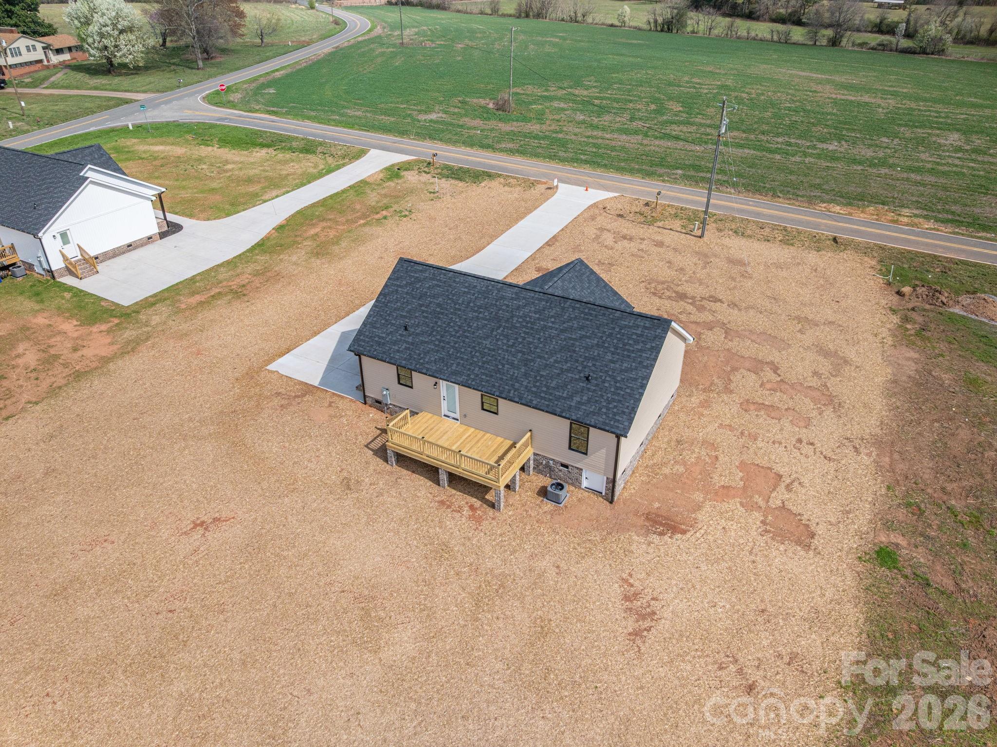 347 Old Belwood Road — Lawndale