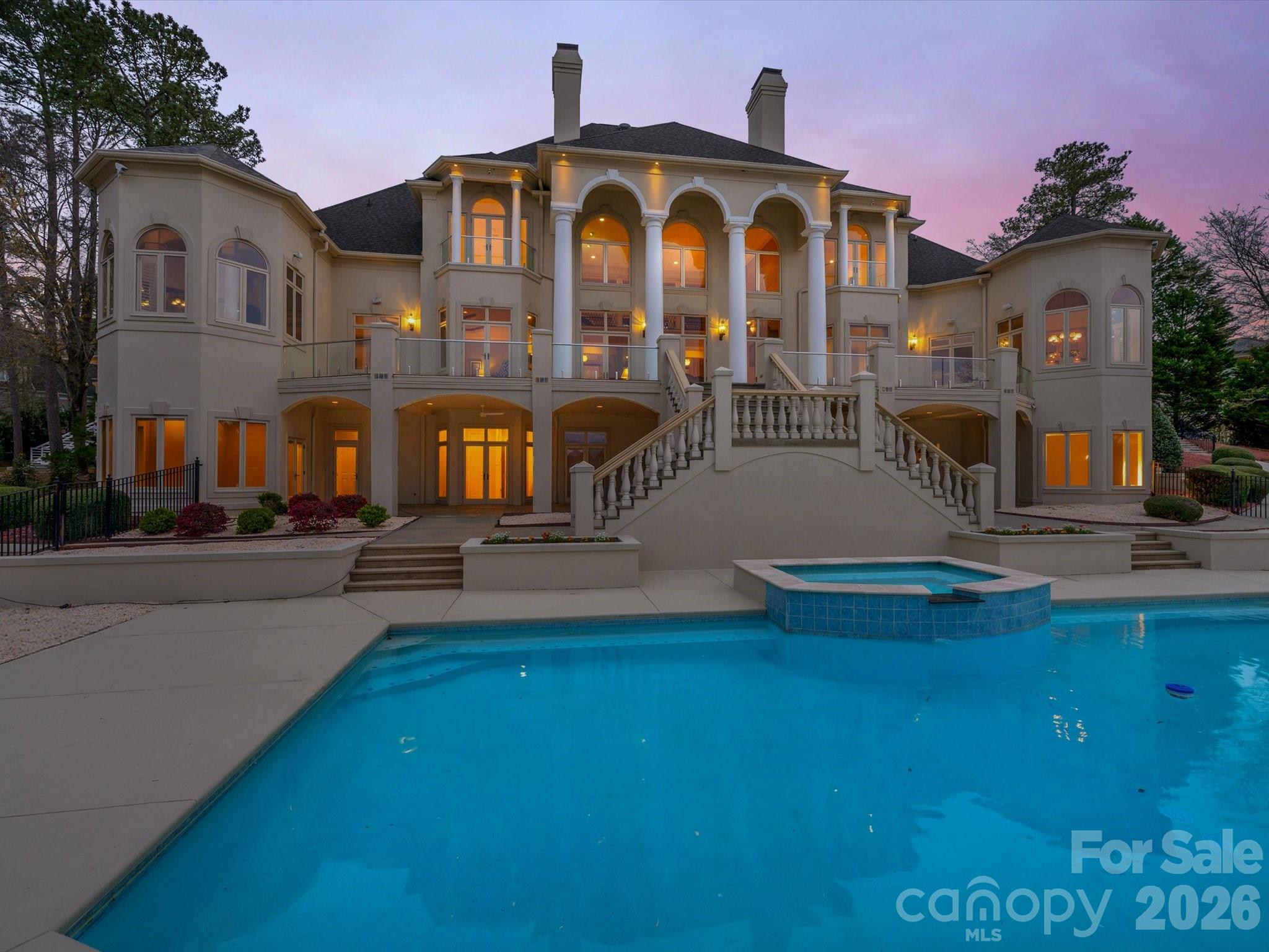 6905 Shinnecock Hill Lane — Charlotte