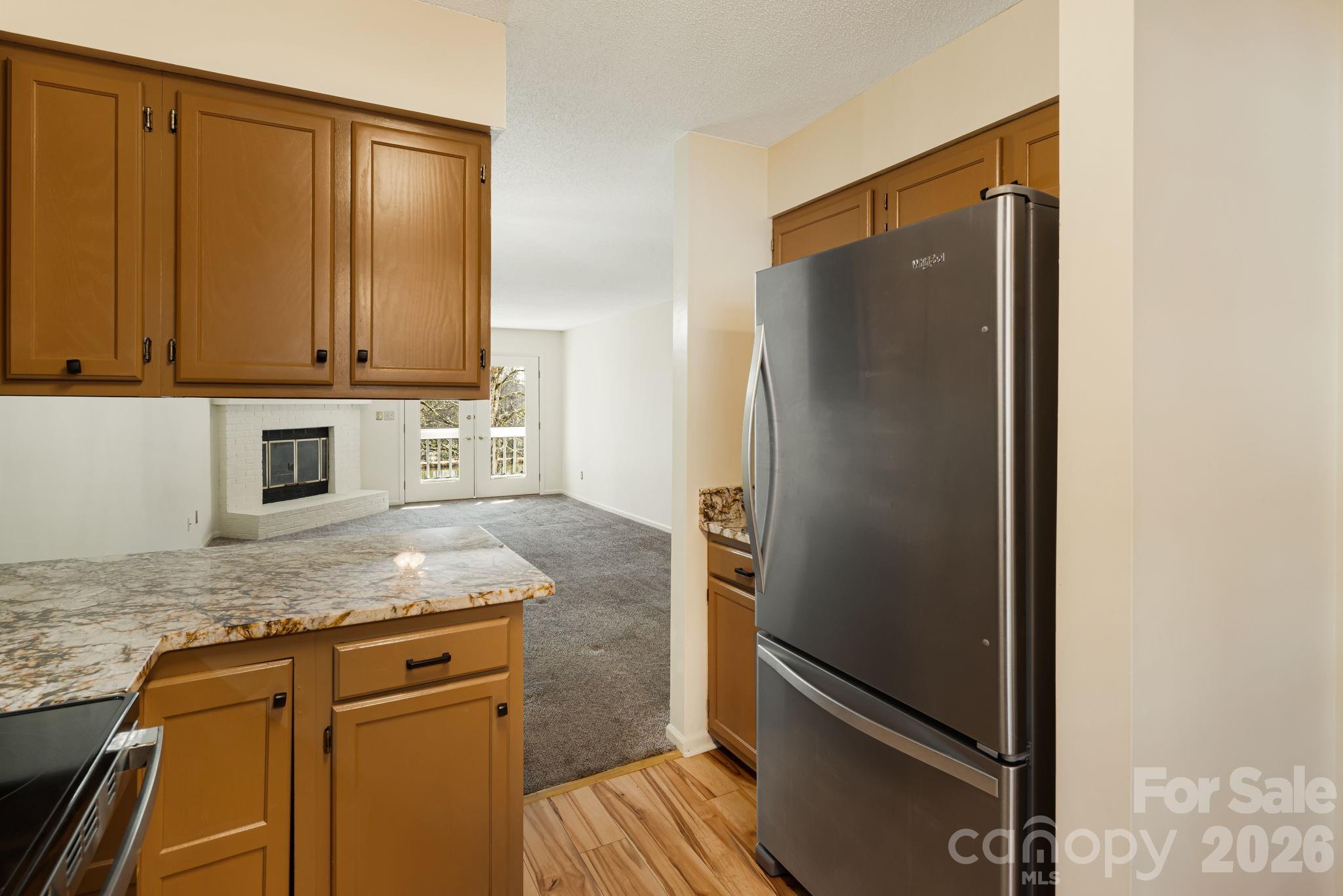 84 Lakeview Court — Brevard