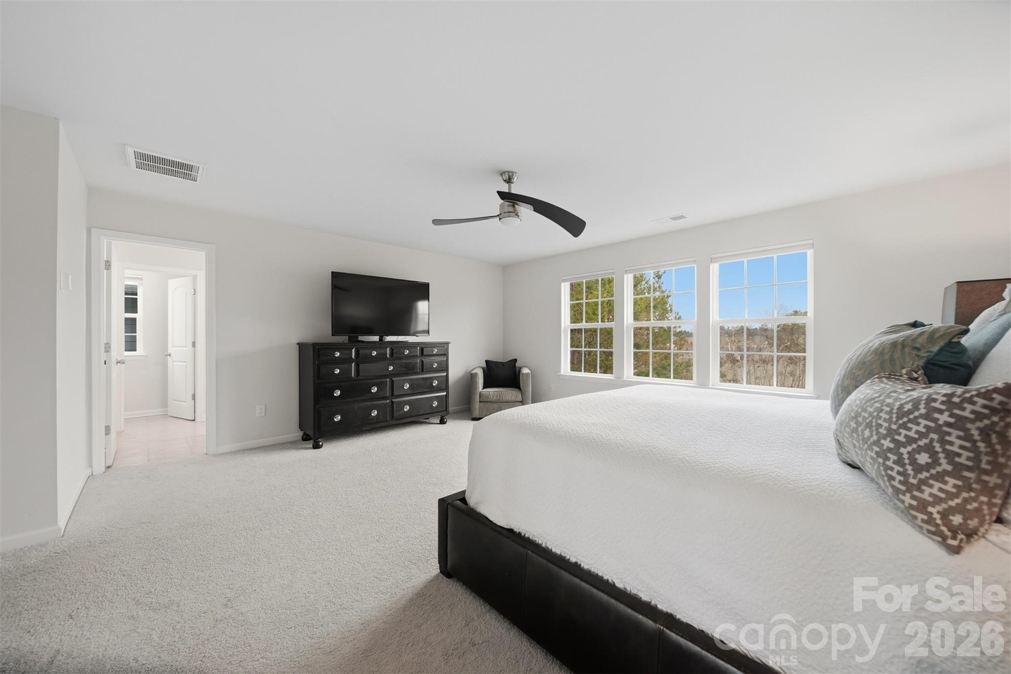 128 W Morehouse Avenue — Mooresville